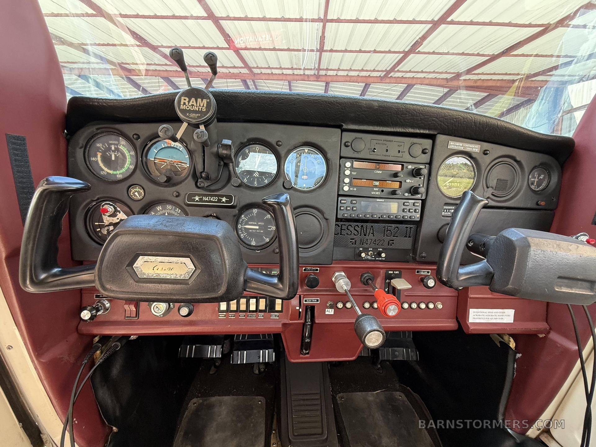 1979 CESSNA 152 SPARROWHAWK — photo 4