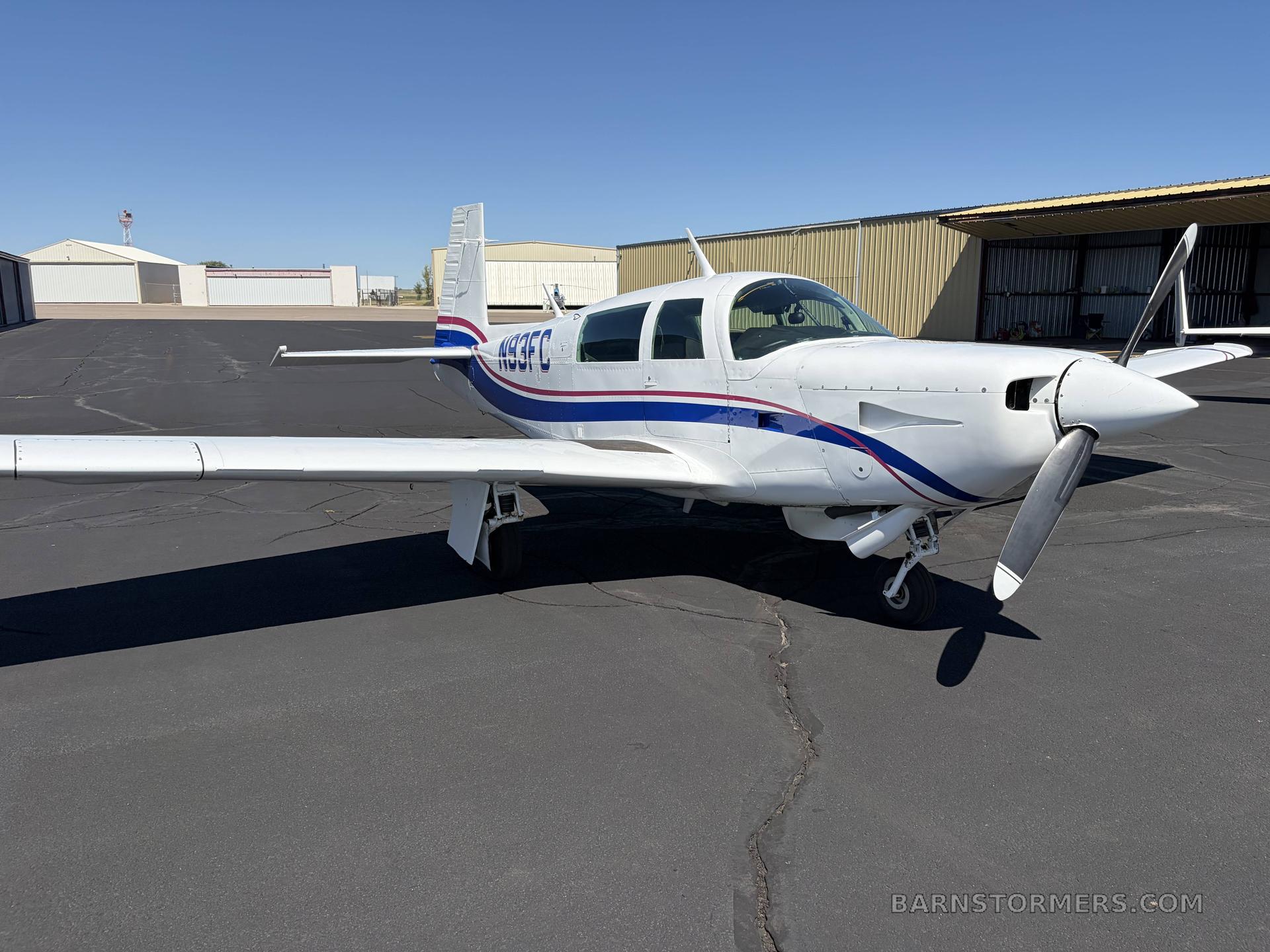 1981 Mooney M20 thumbnail 3