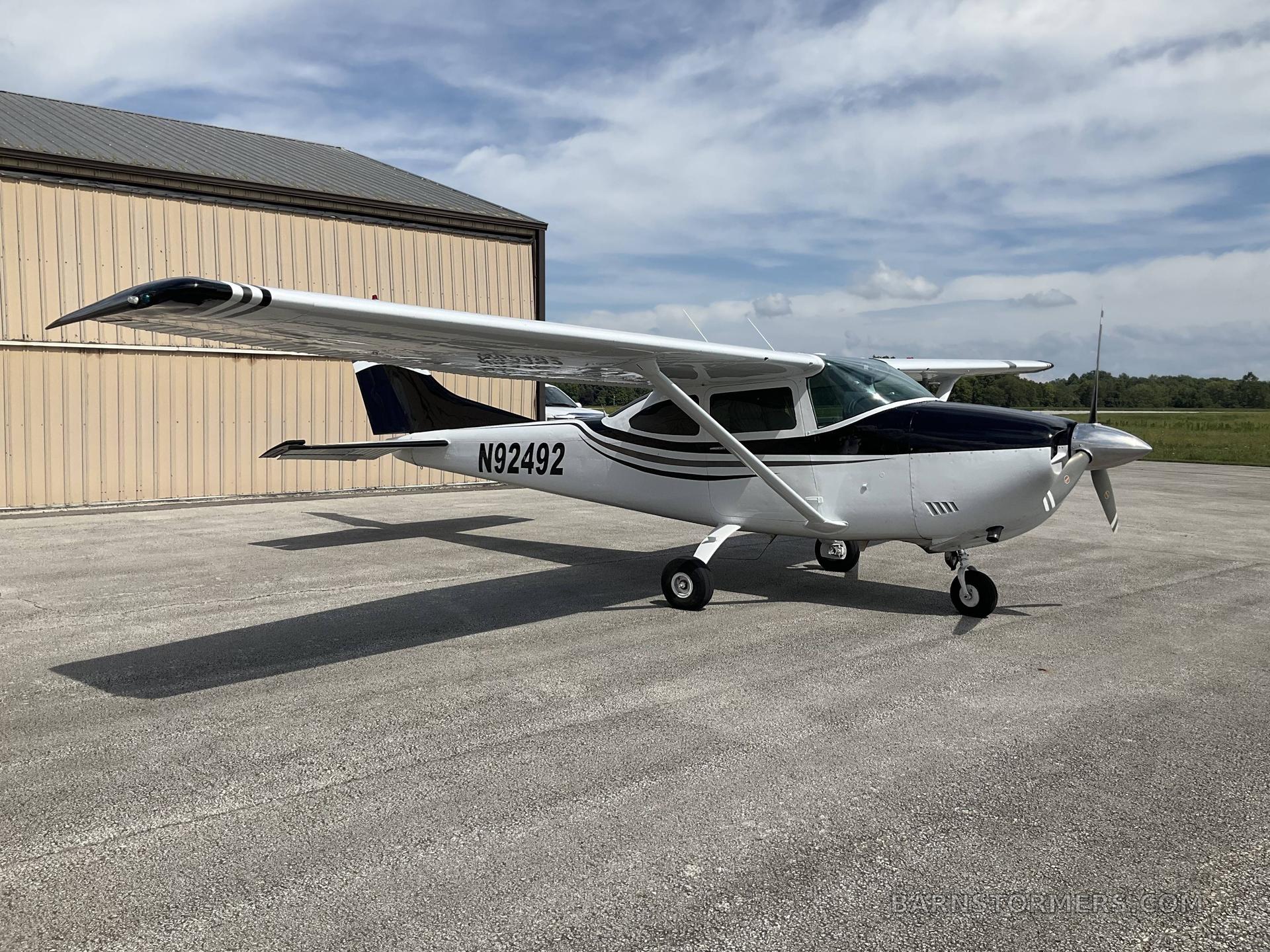 1970 Cessna 182