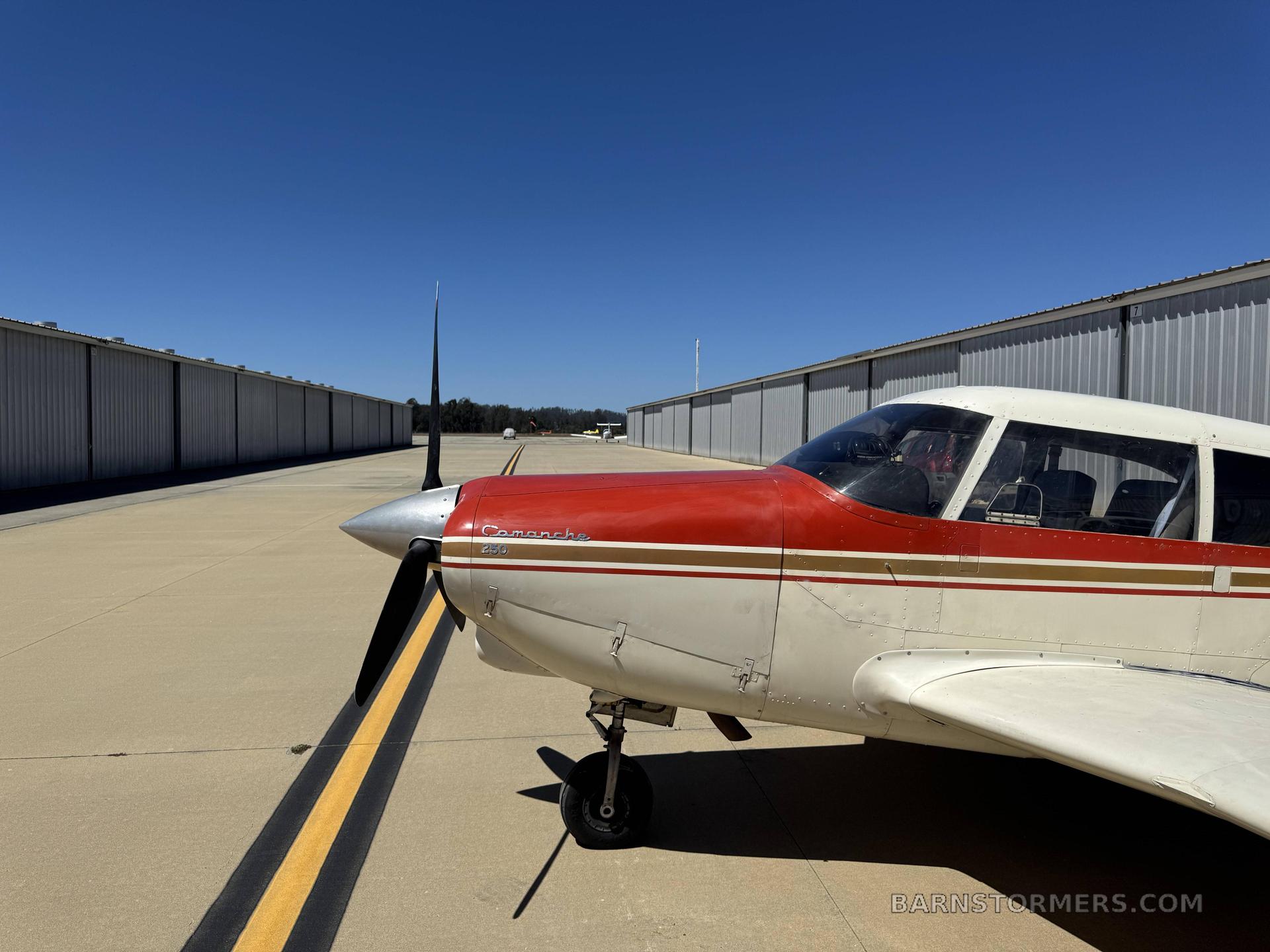 1961 Piper Comanche thumbnail 3