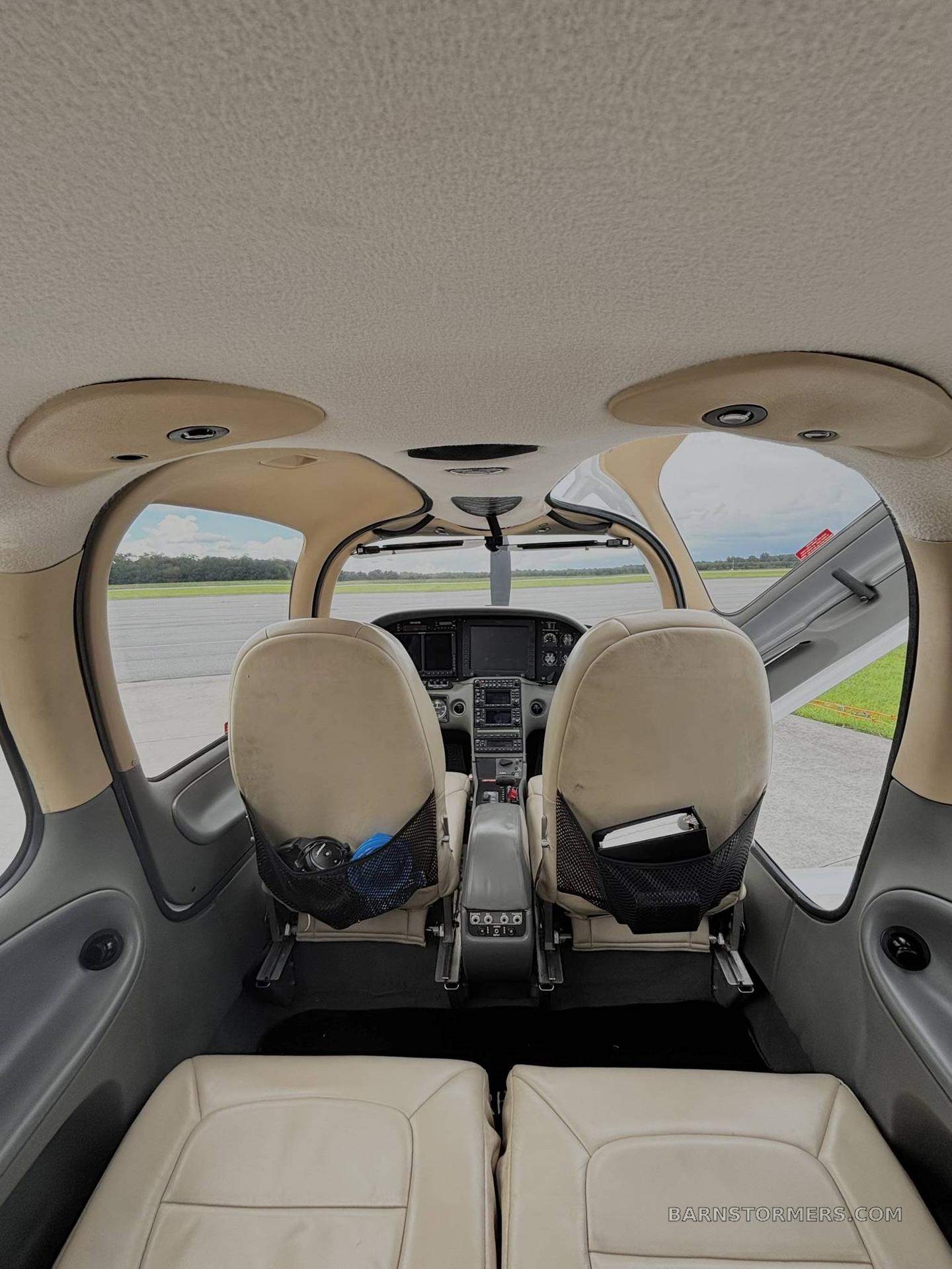 CIRRUS SR22 4