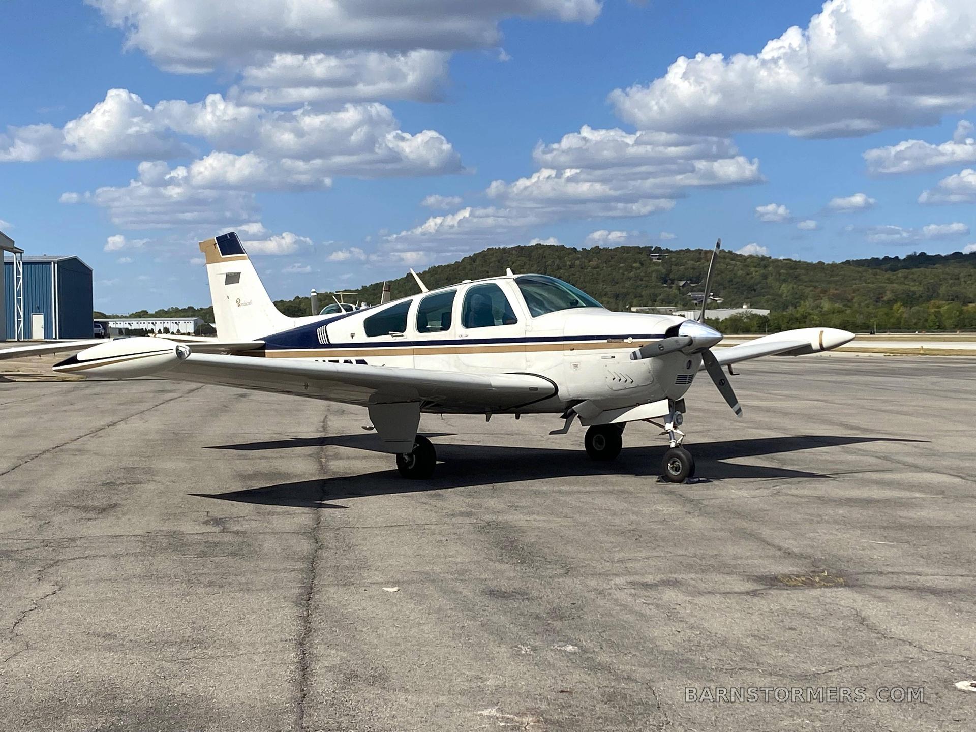 1982 Beechcraft F33 thumbnail 4