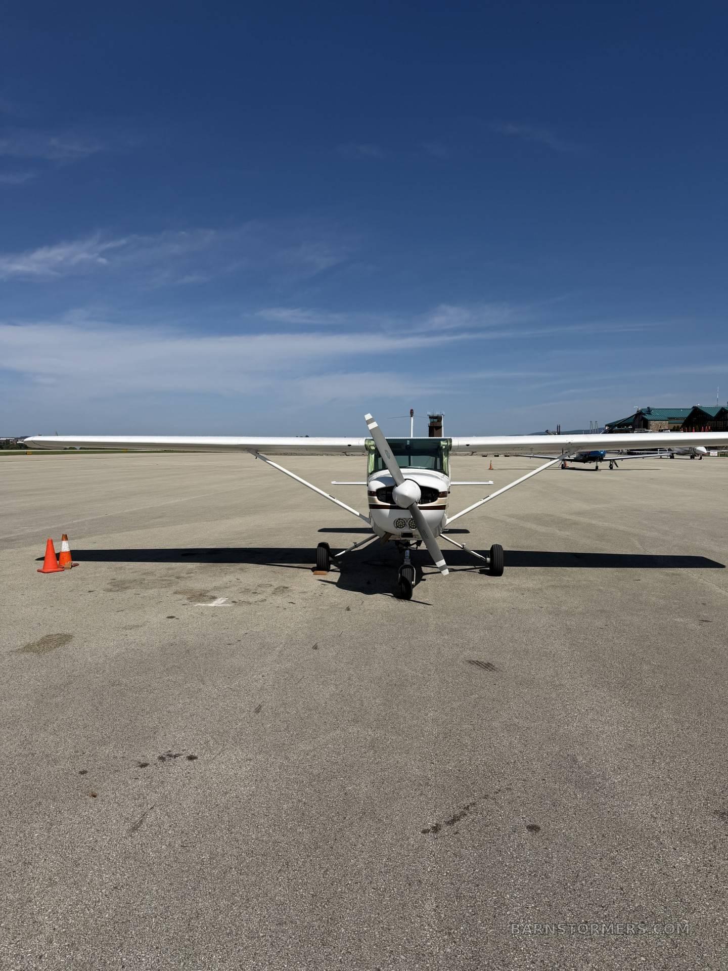 1978 Cessna 152 thumbnail 3