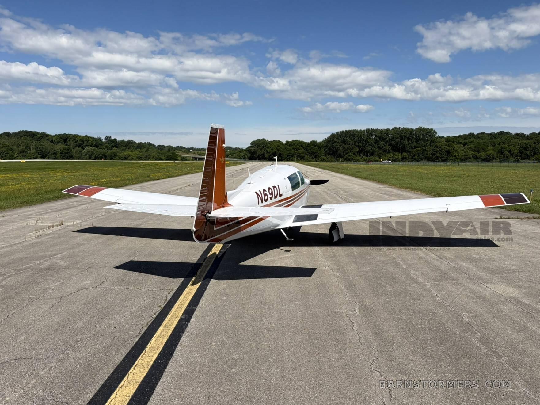 1977 Mooney M20 thumbnail 4