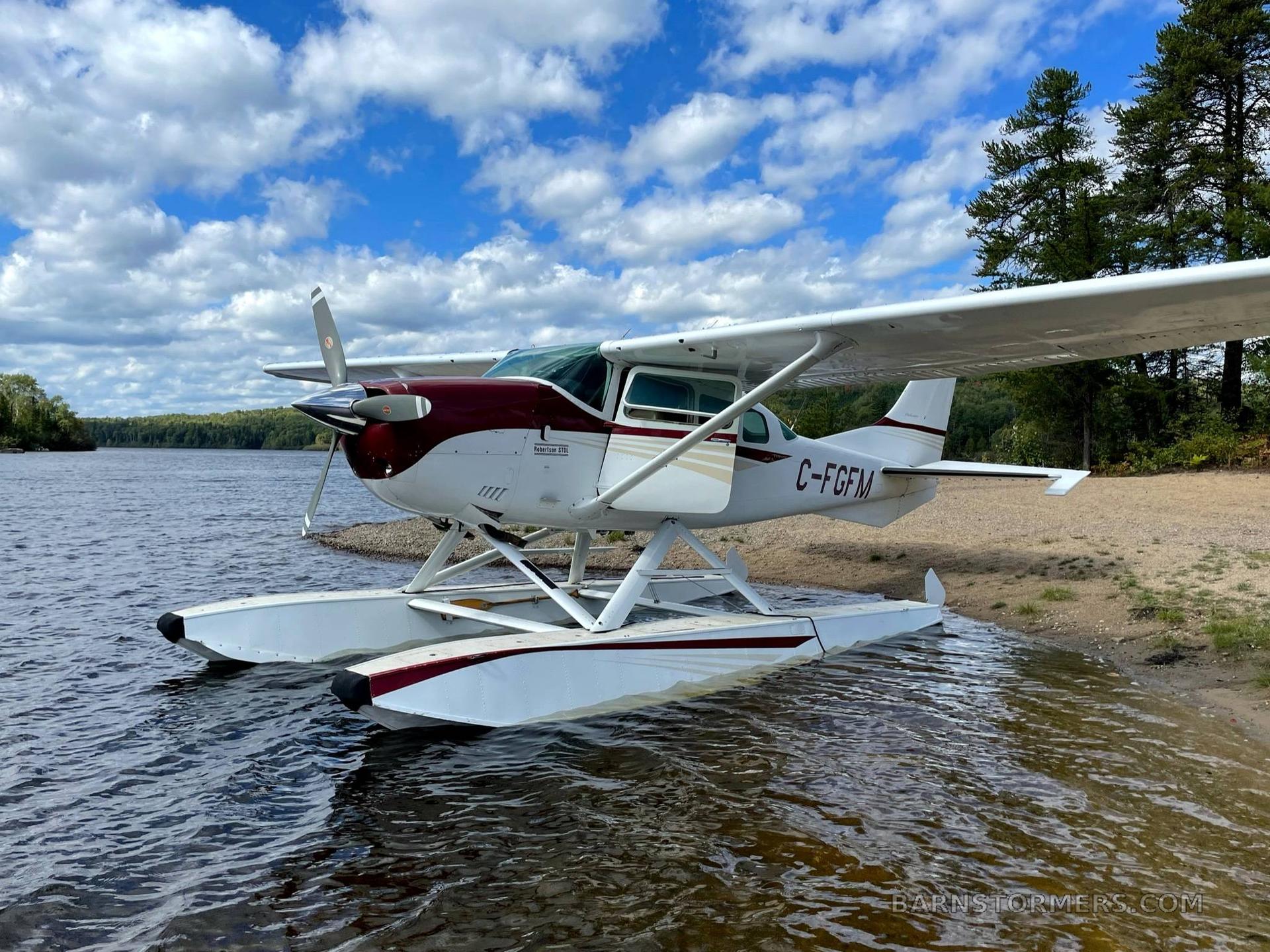 1974 Cessna 206 thumbnail 3