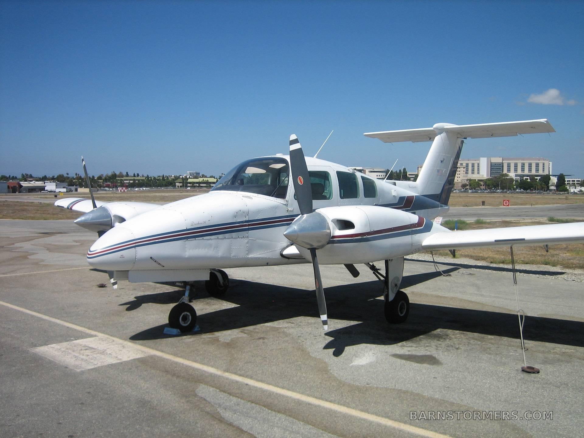1979 Beechcraft Duchess thumbnail 2
