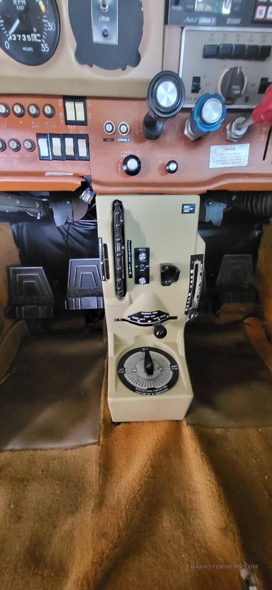 1977 CESSNA SKYHAWK R172 XP 4