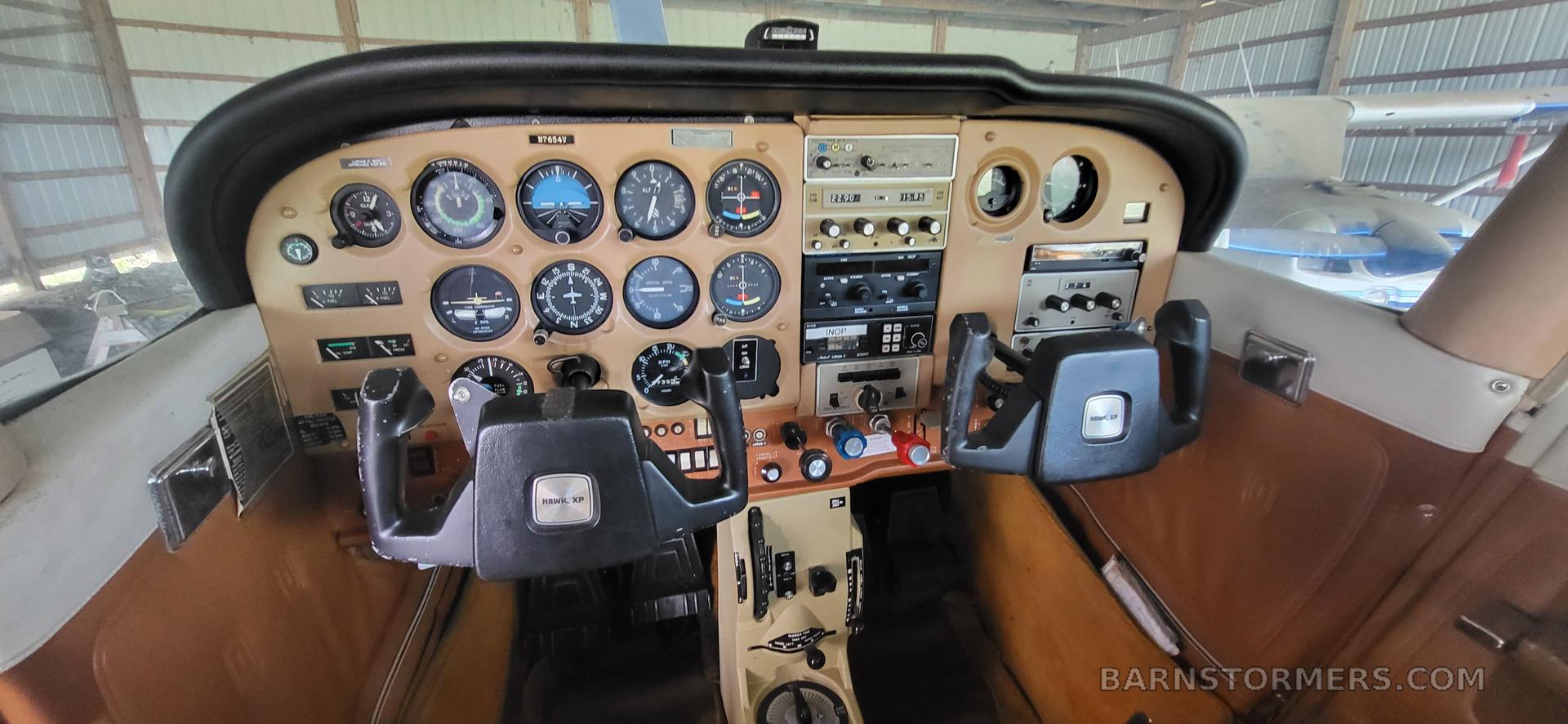 1977 Cessna 172 thumbnail 3