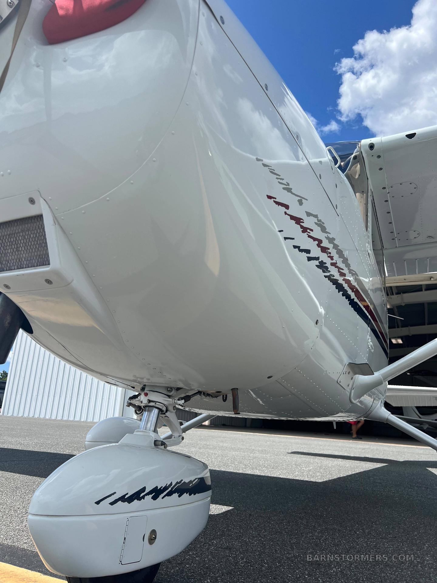 1997 Cessna 172 thumbnail 2
