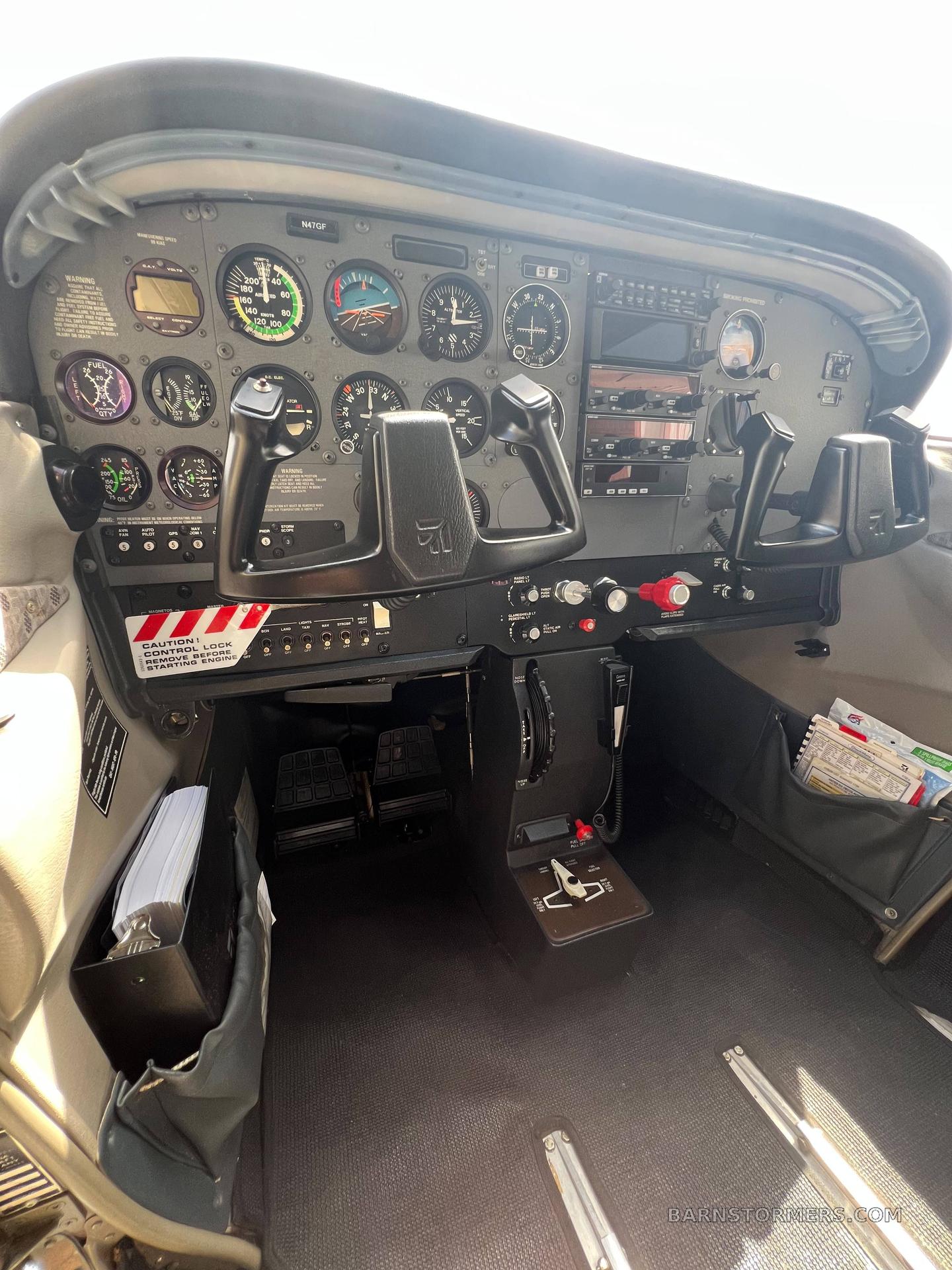 1997 Cessna 172 thumbnail 3