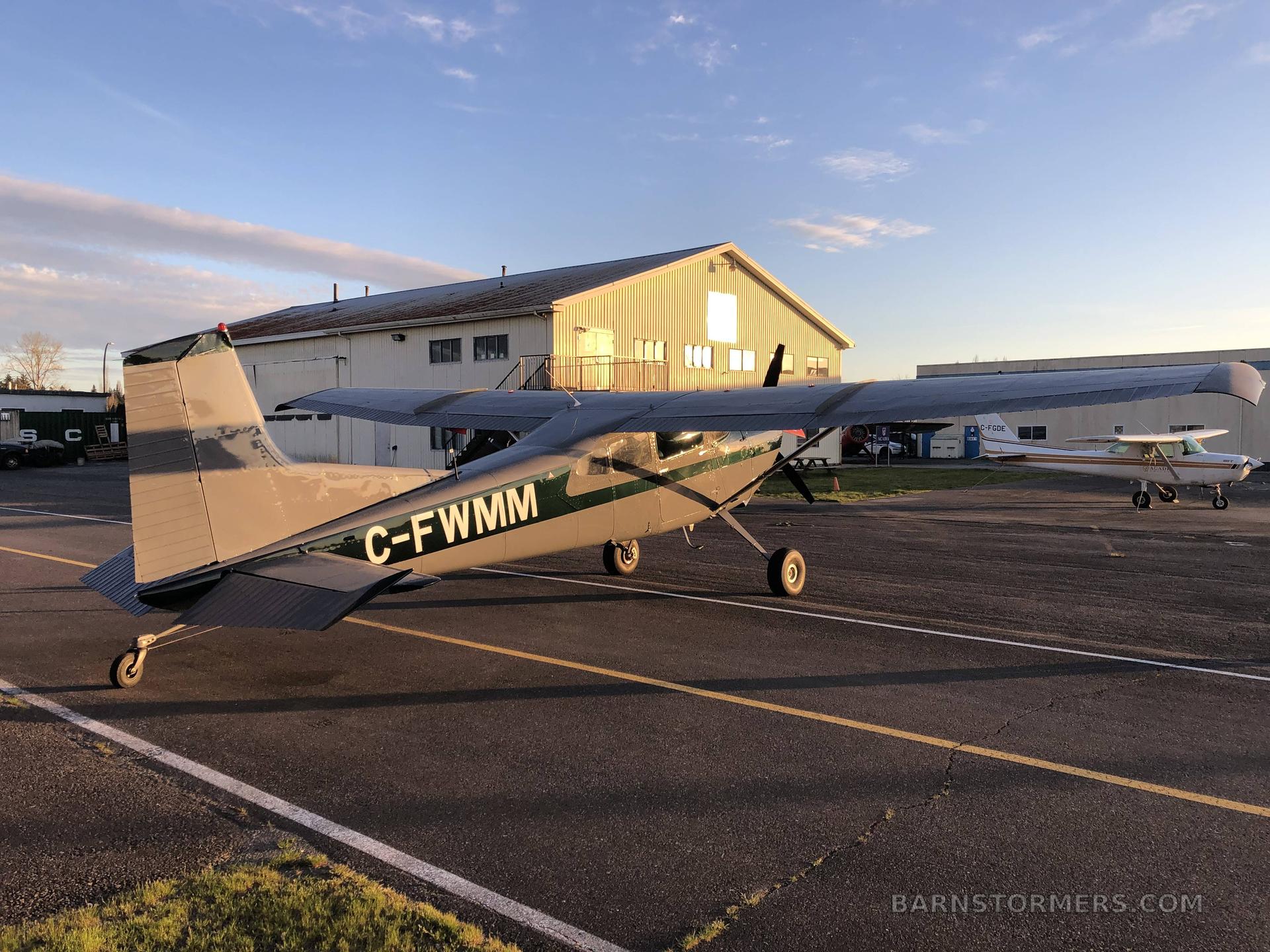 Cessna 185 thumbnail 2