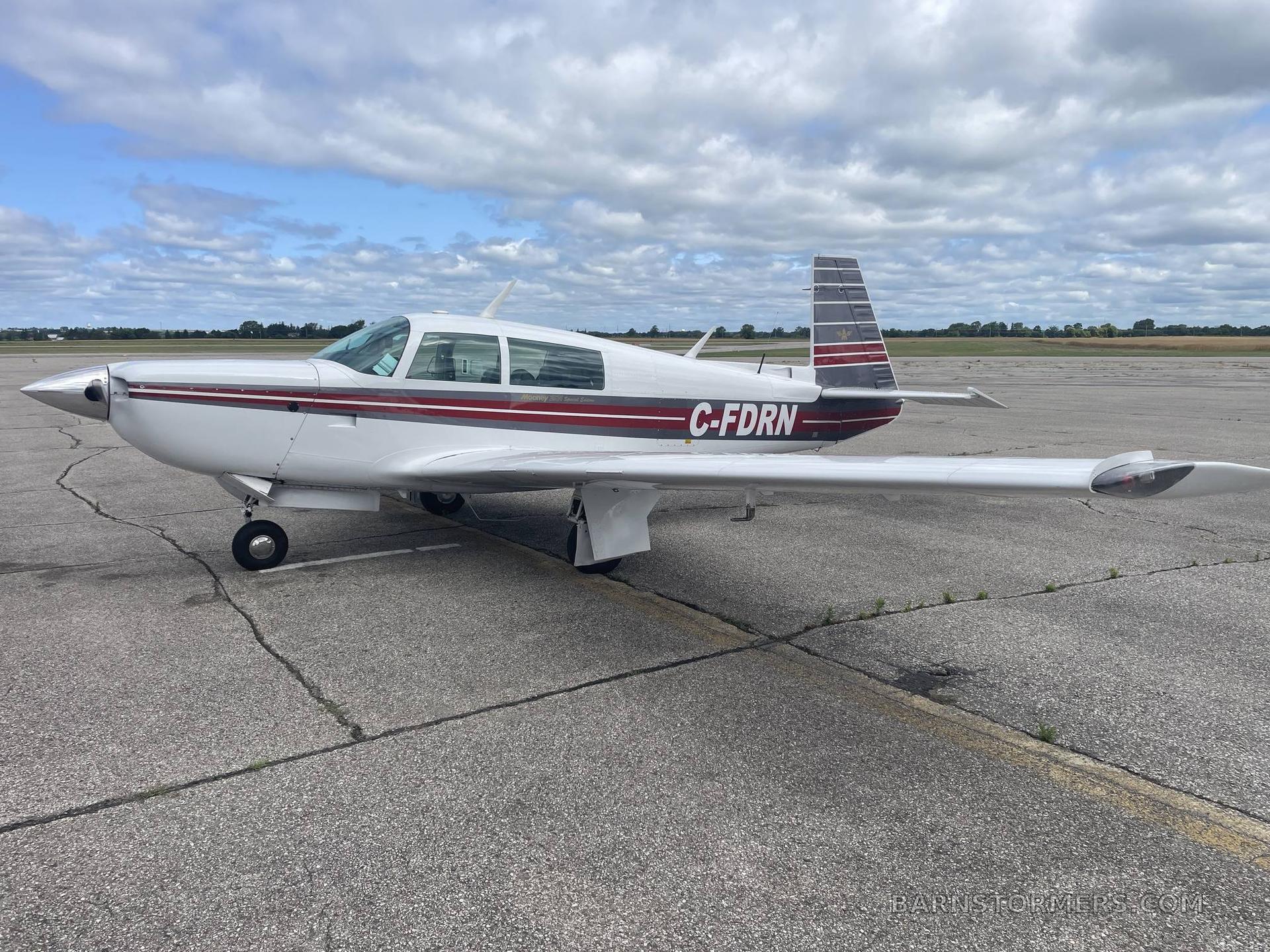 1981 Mooney M20 thumbnail 2