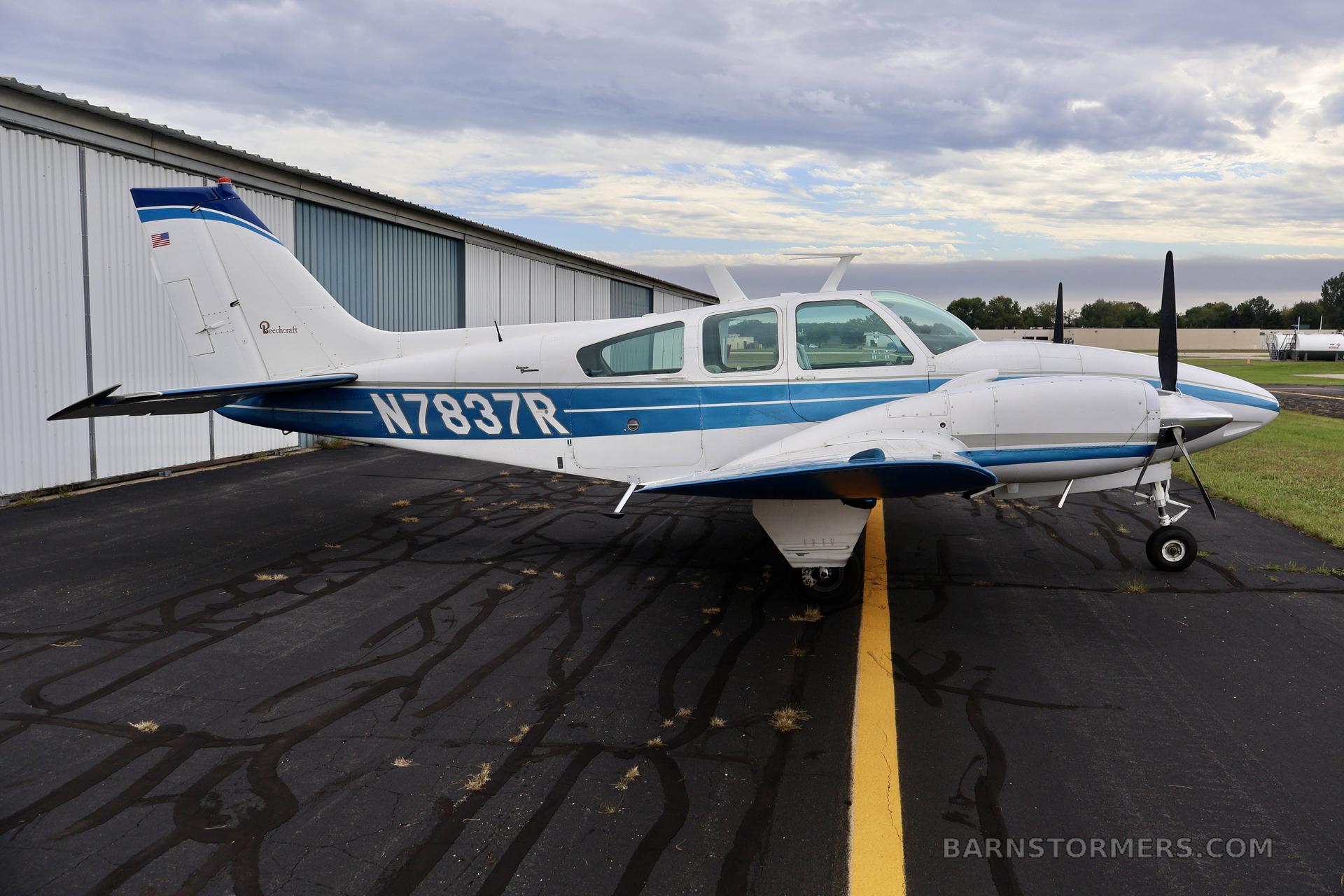1969 Beechcraft Baron thumbnail 5