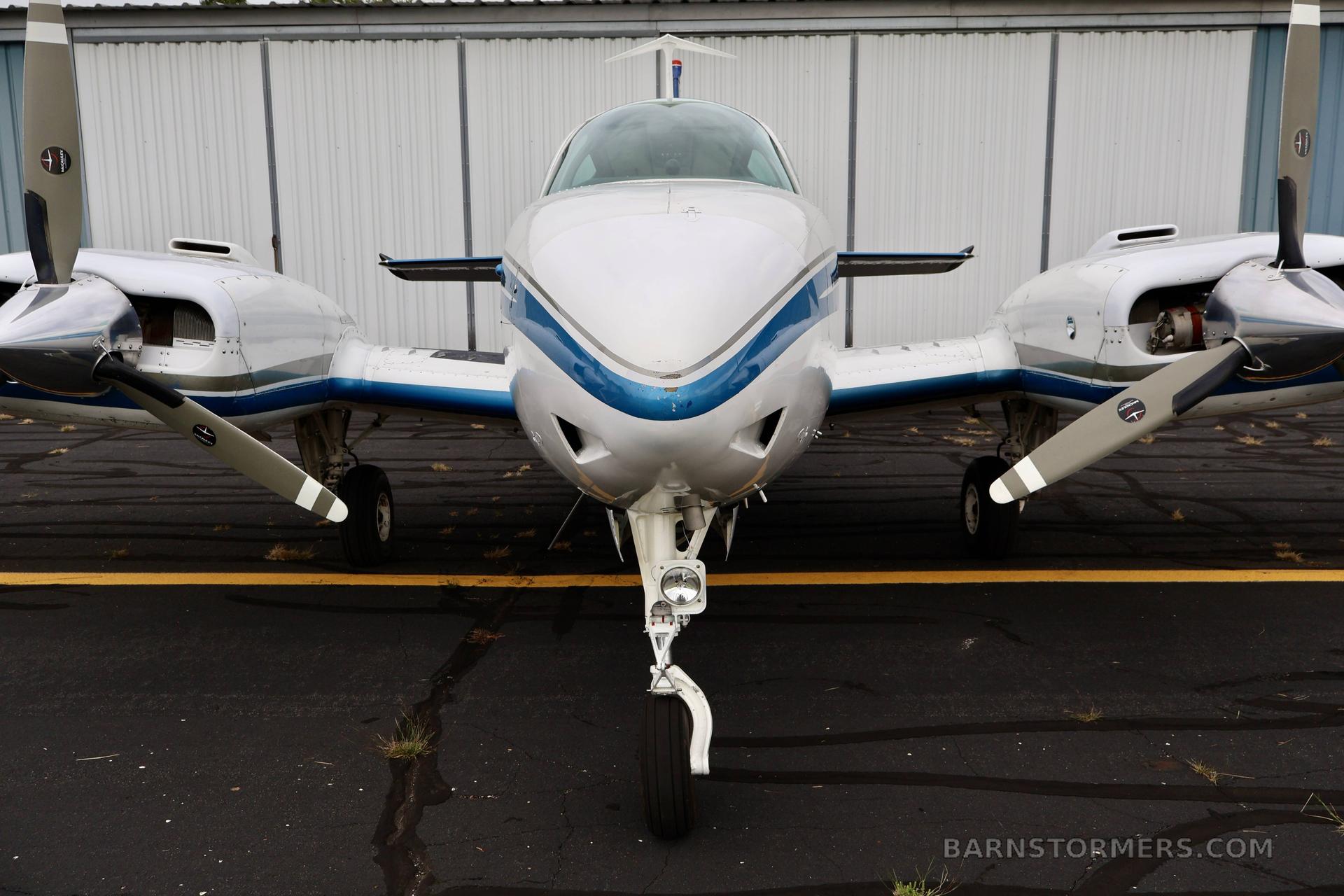 1969 D55 BEECHCRAFT BARON 3