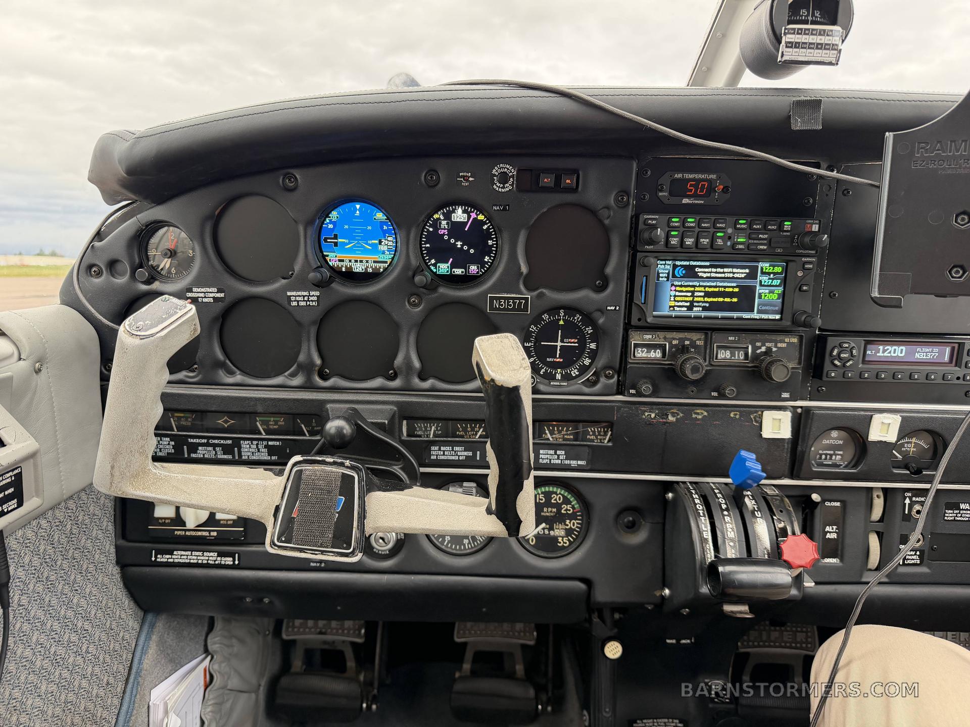 1978 Piper Cherokee thumbnail 2