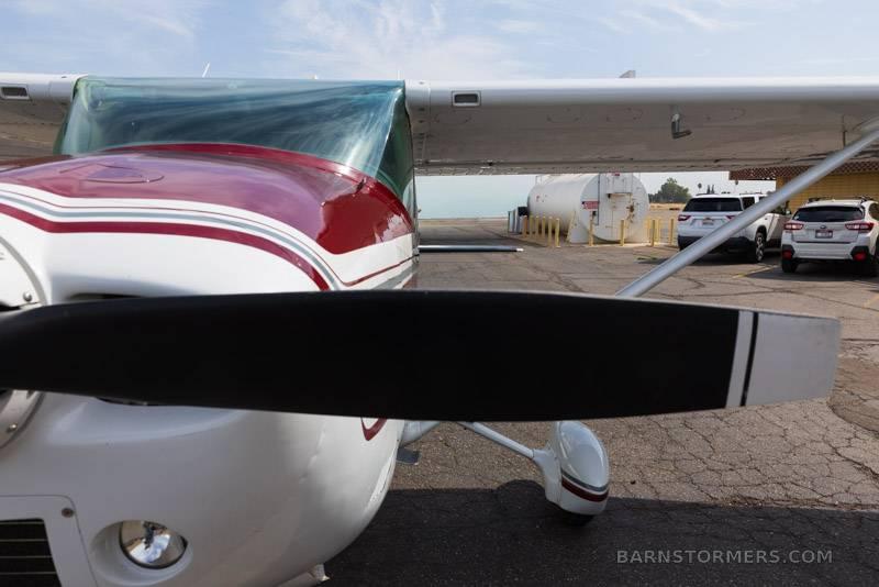 1985 Cessna 182 thumbnail 3
