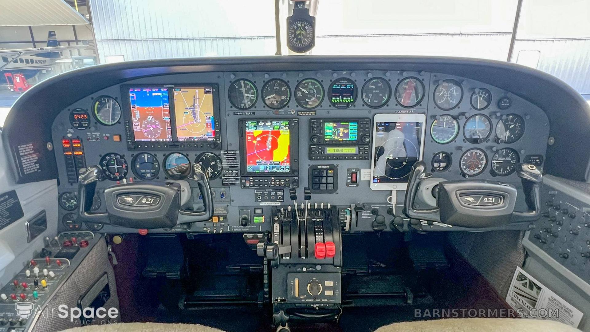 1977 Cessna 421 thumbnail 3