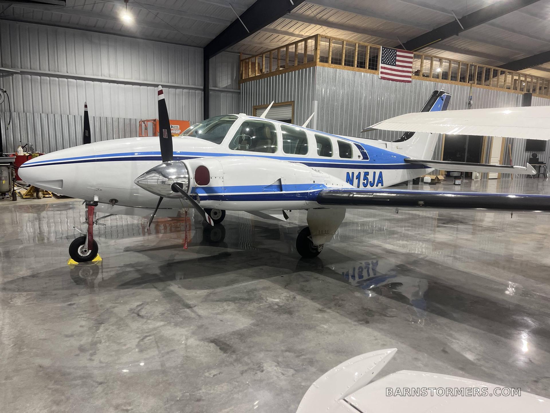 1979 Beechcraft Baron thumbnail 5