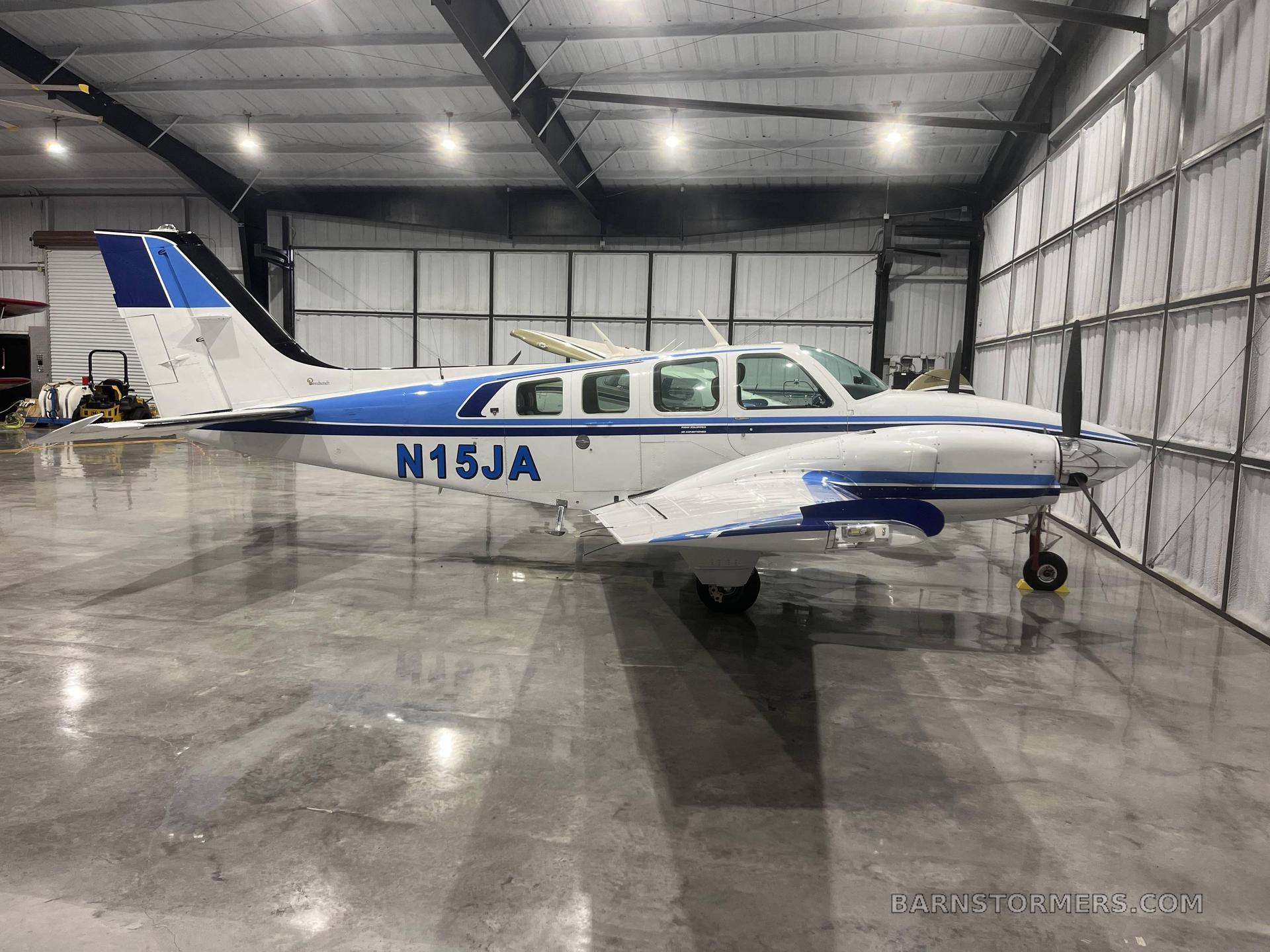 BEECHCRAFT BARON 58TC 4