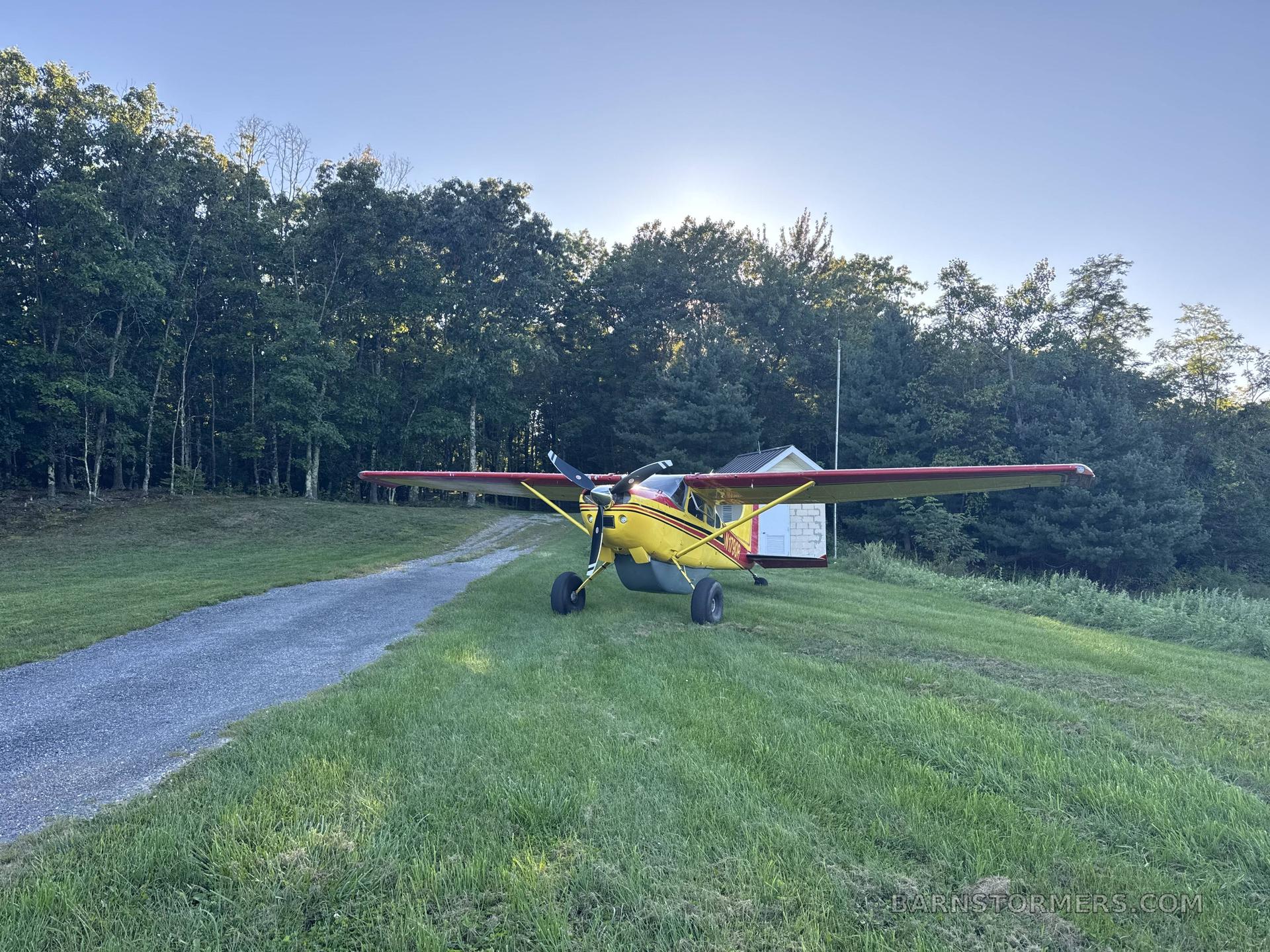 1974 Cessna 185 thumbnail 2