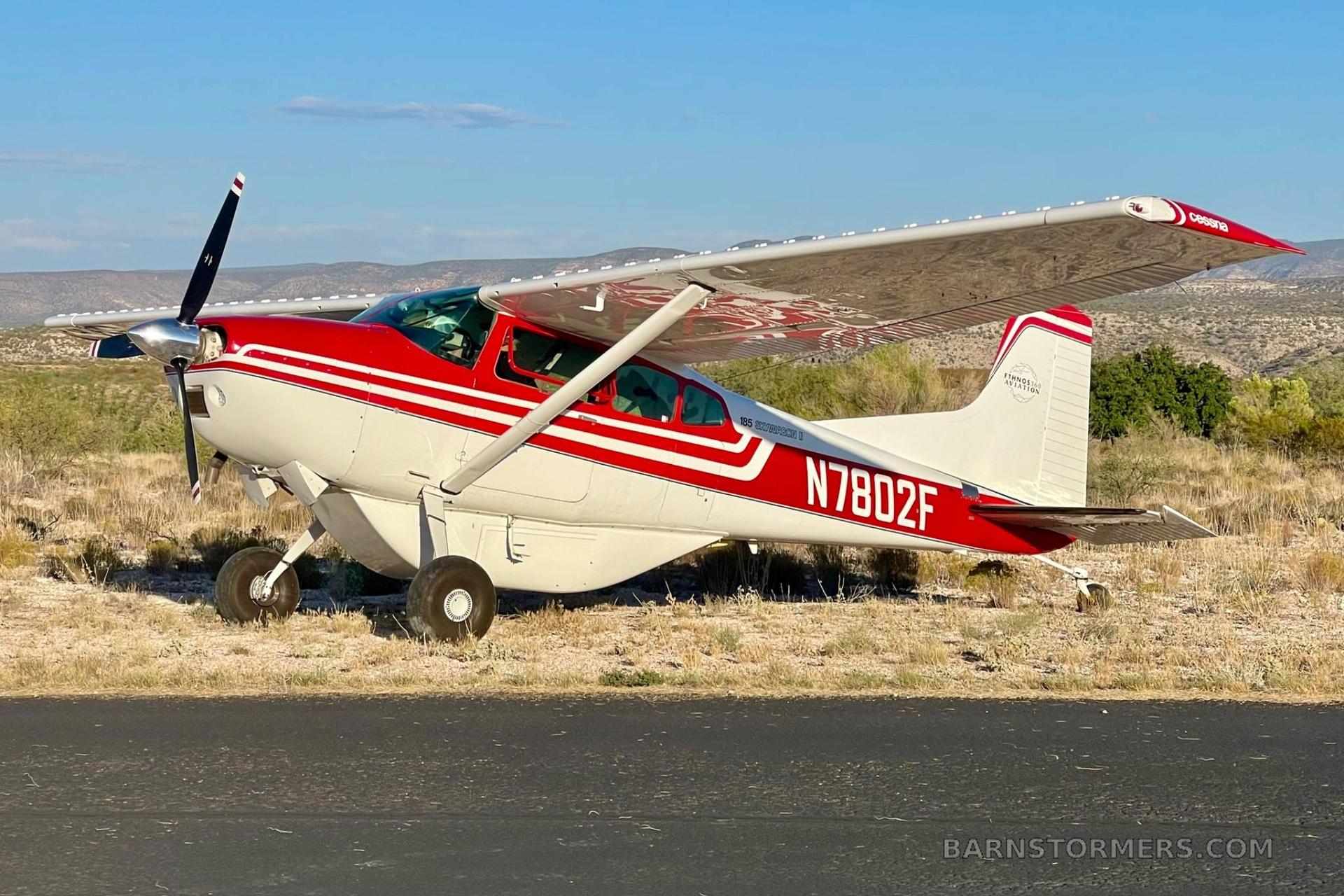 1973 Cessna 185 thumbnail 2