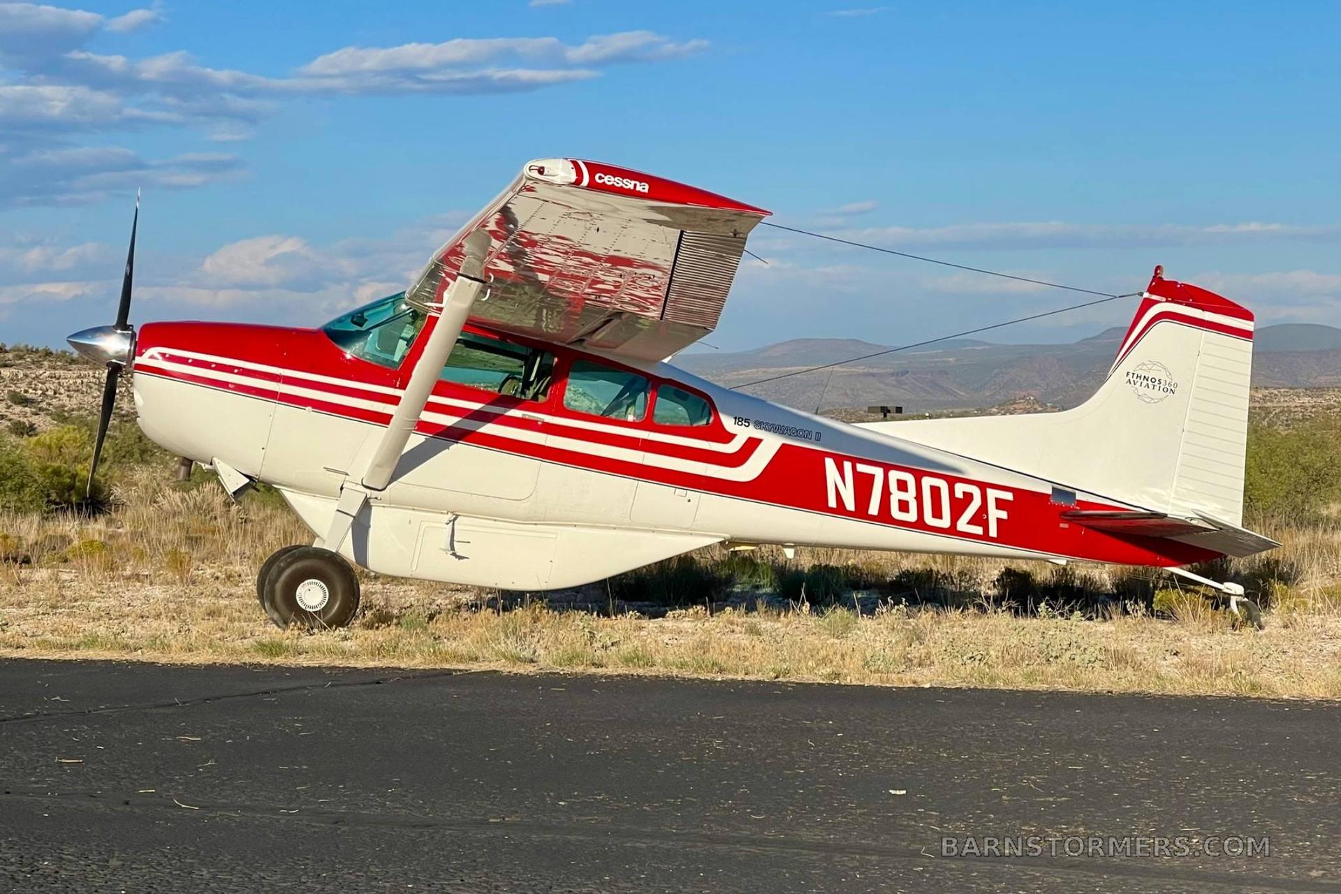 1973 Cessna 185 thumbnail 5