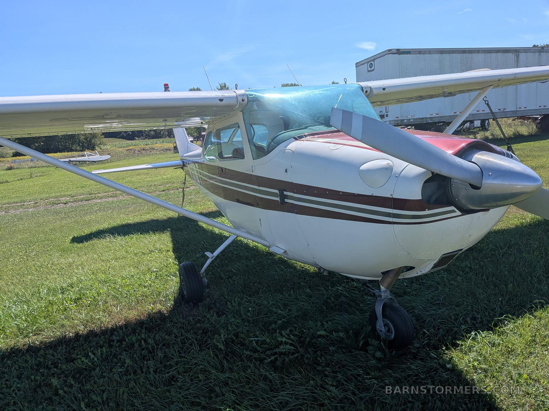 1964 Cessna 172 thumbnail 4