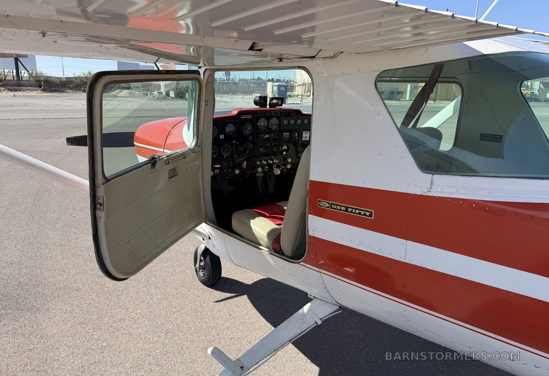 1967 Cessna 150 thumbnail 5