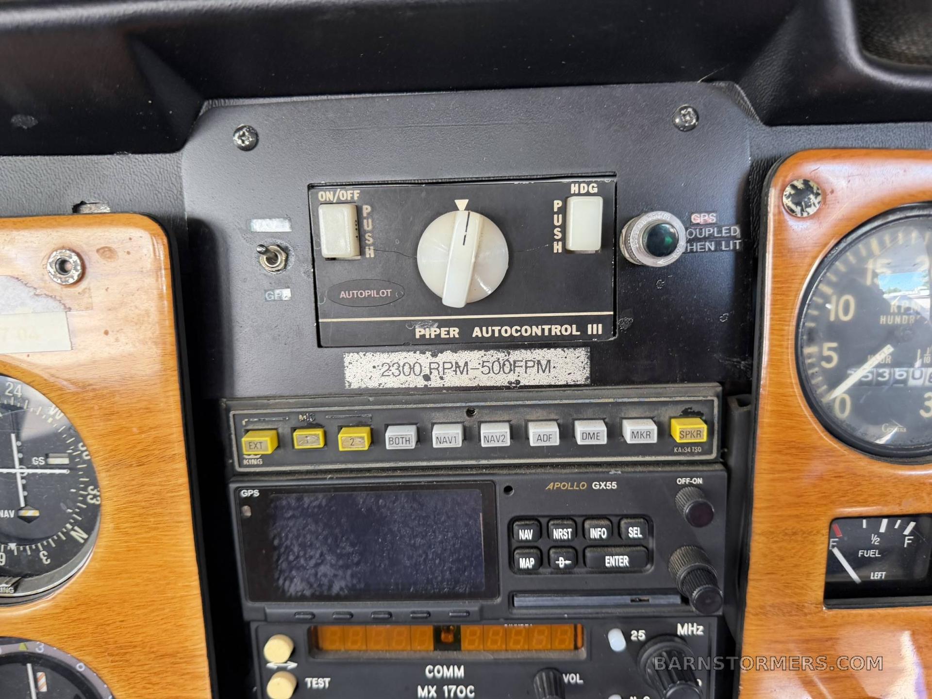1966 Cessna 172 thumbnail 4