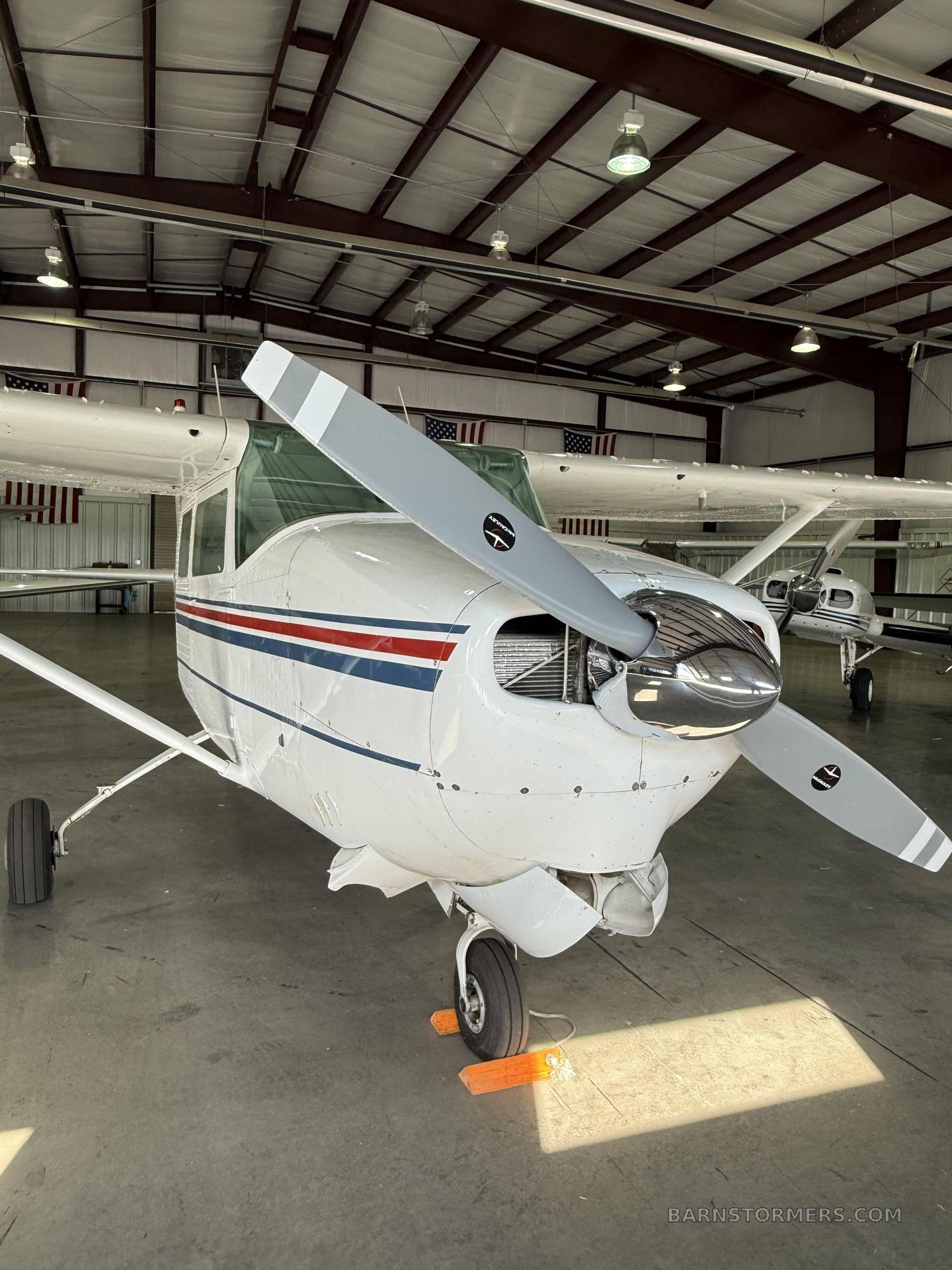 1963 Cessna 210 thumbnail 3
