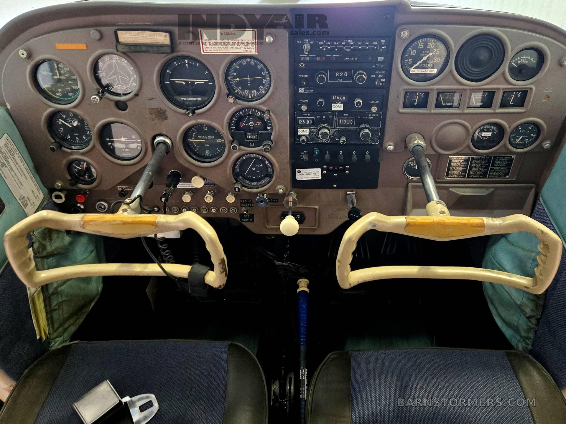 CESSNA 172E 5