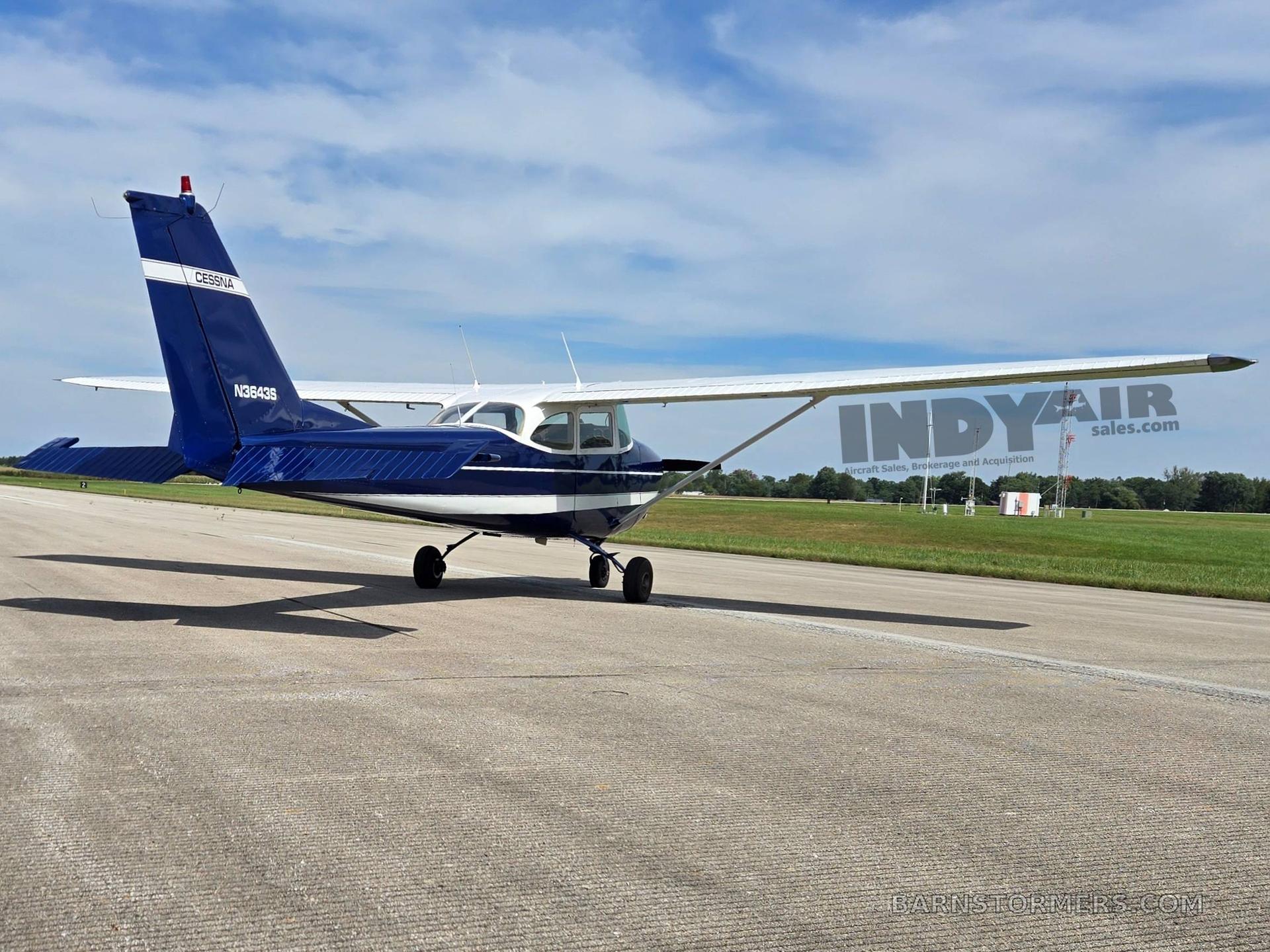 2027 Cessna 172 thumbnail 5