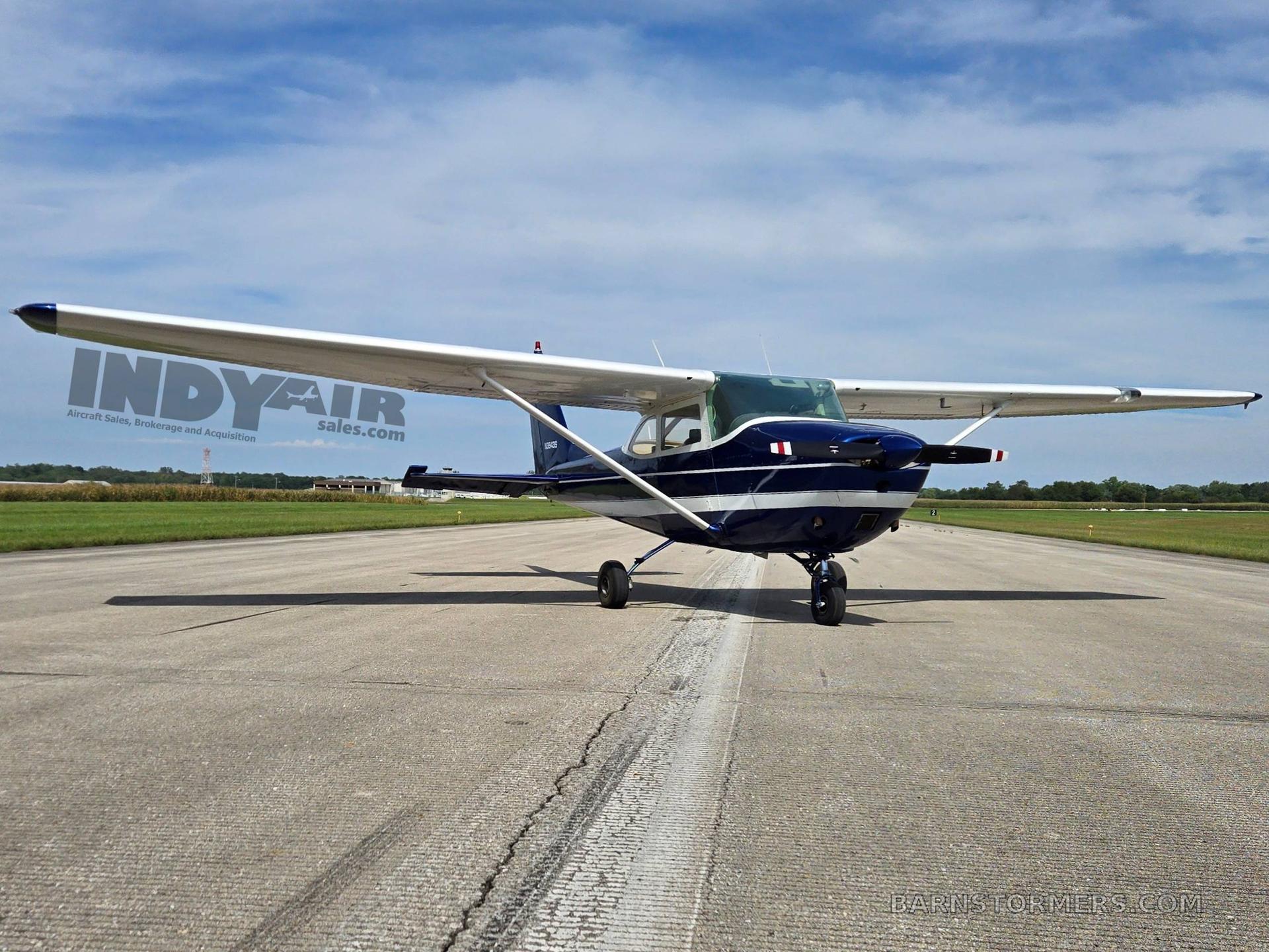 CESSNA 172E 4