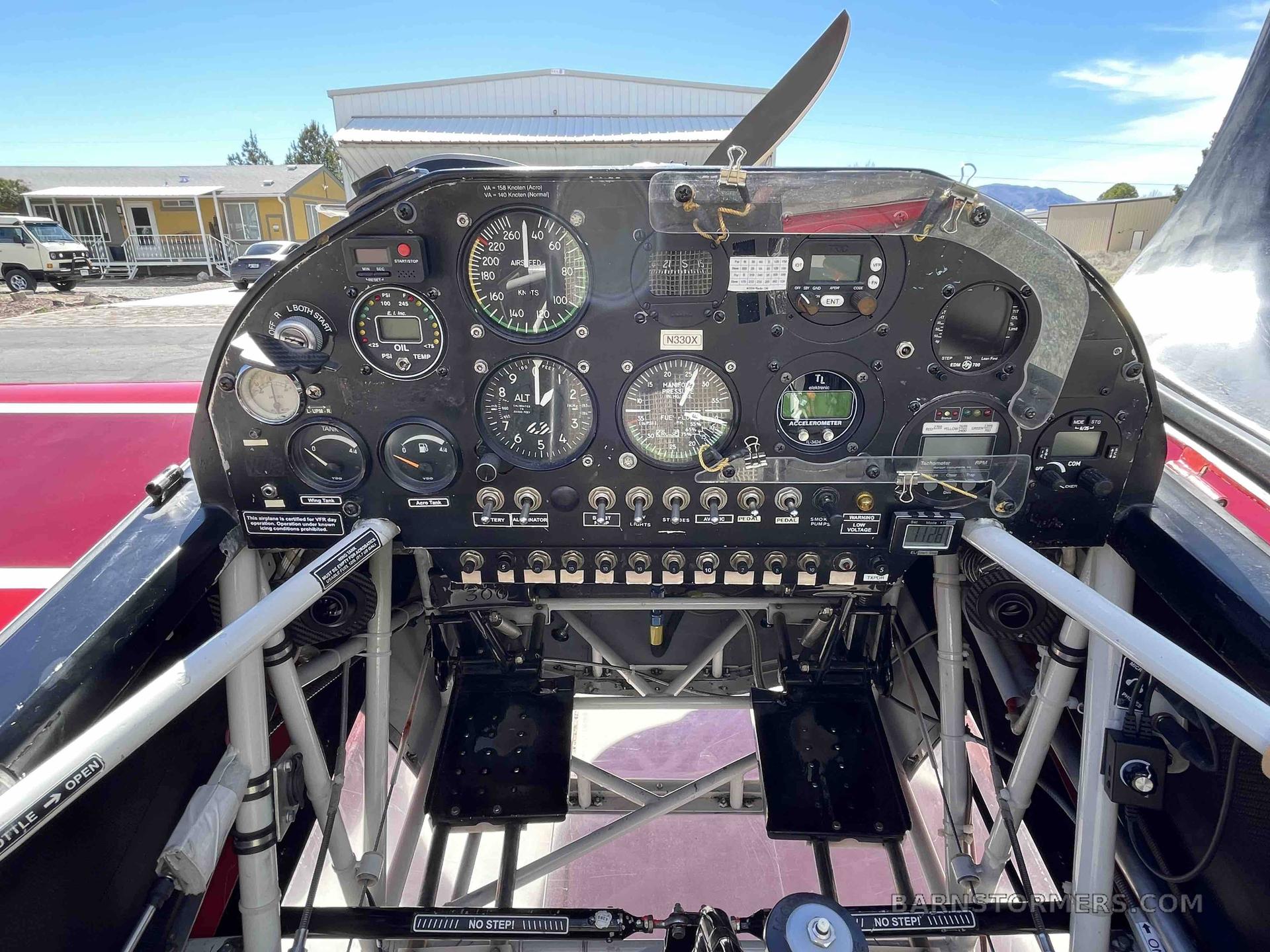EXTRA 300S ON STEROIDS 3
