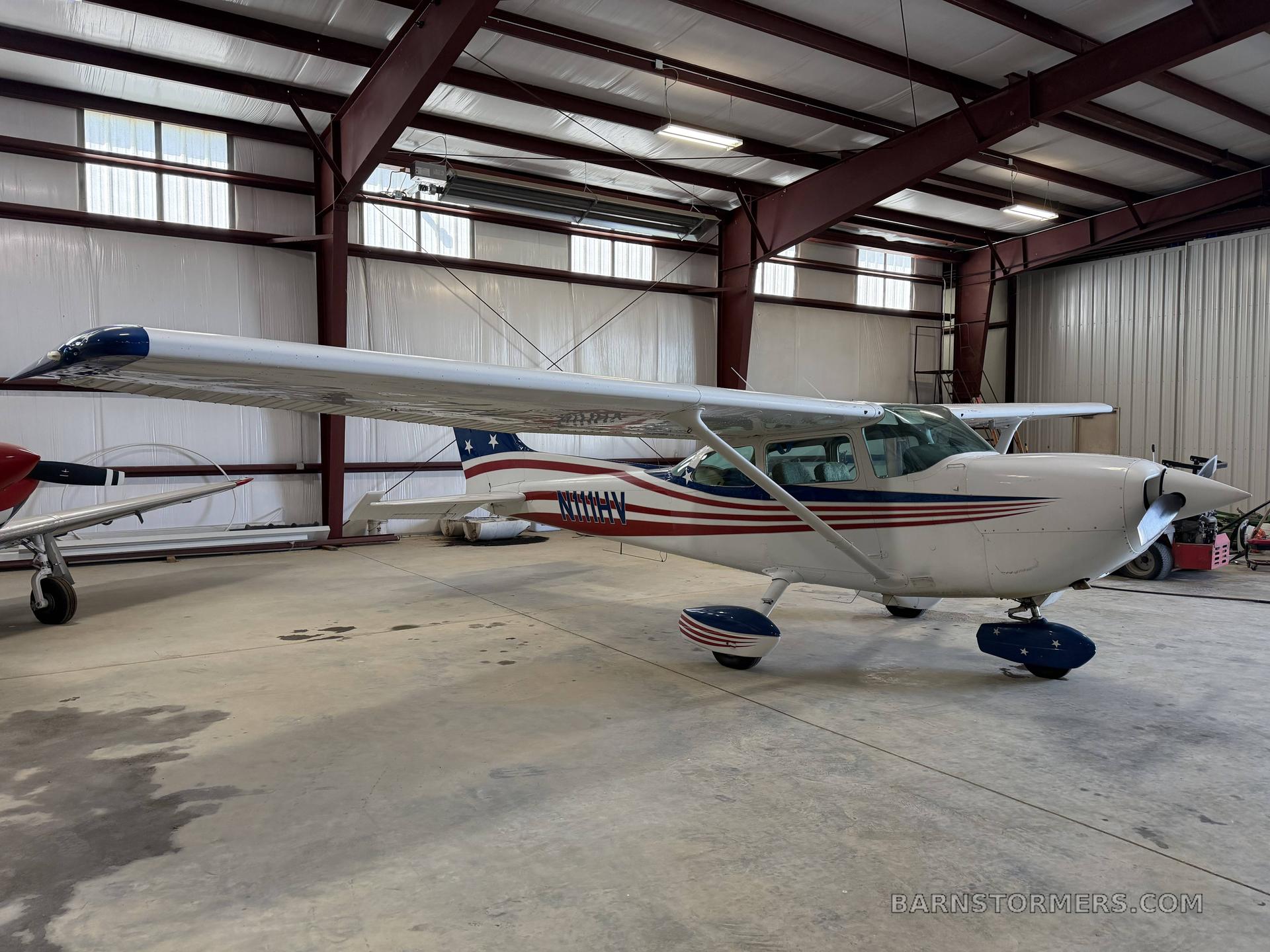 1979 Cessna 172 thumbnail 2