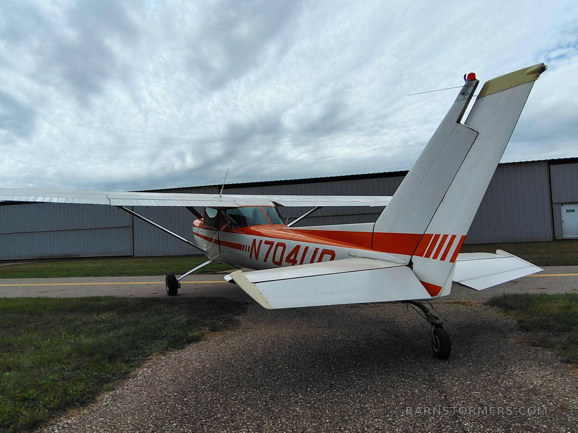CESSNA 150M TEXAS TAILDRAGGER 3