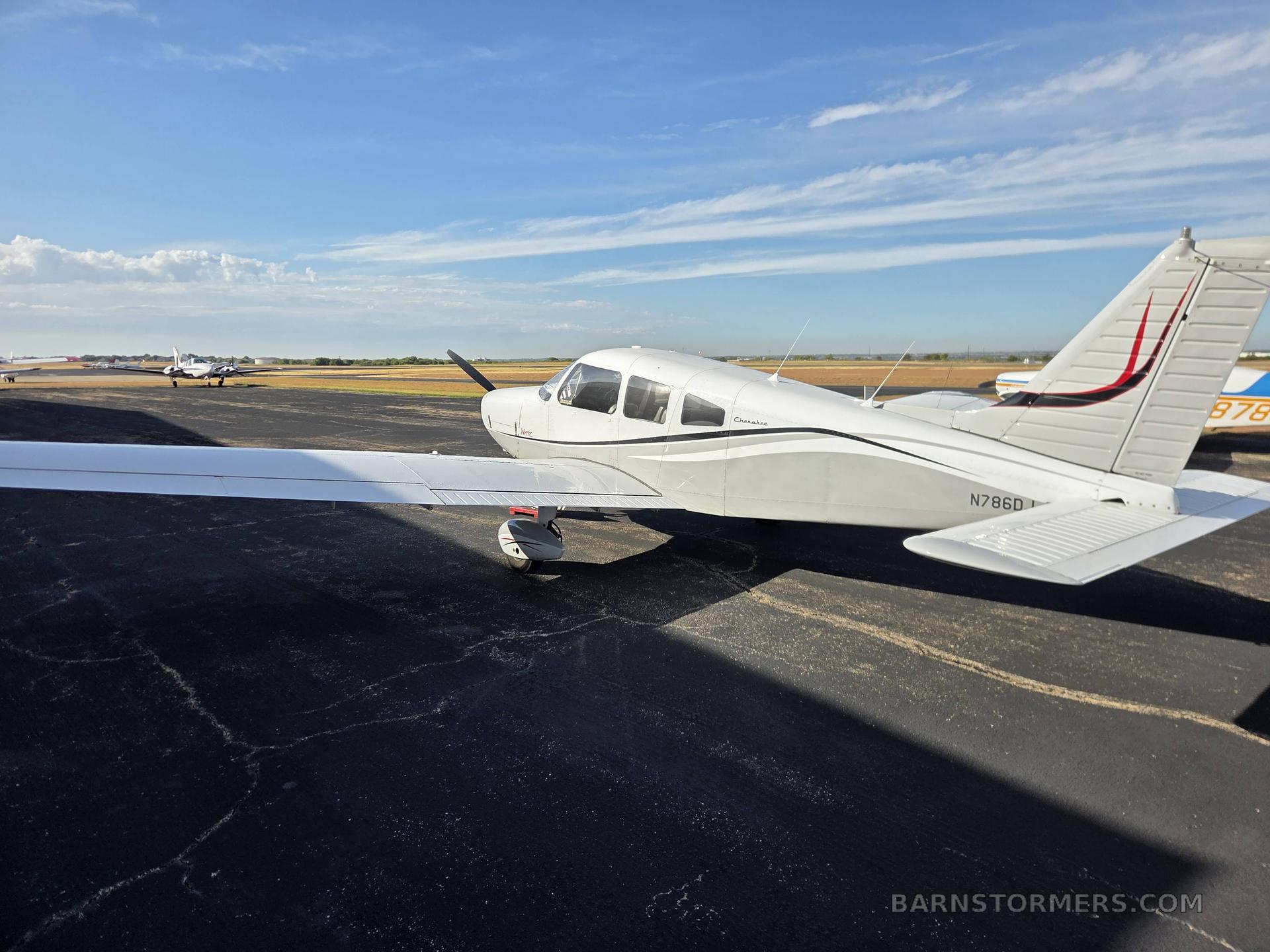 1974 Piper PA-28 thumbnail 3