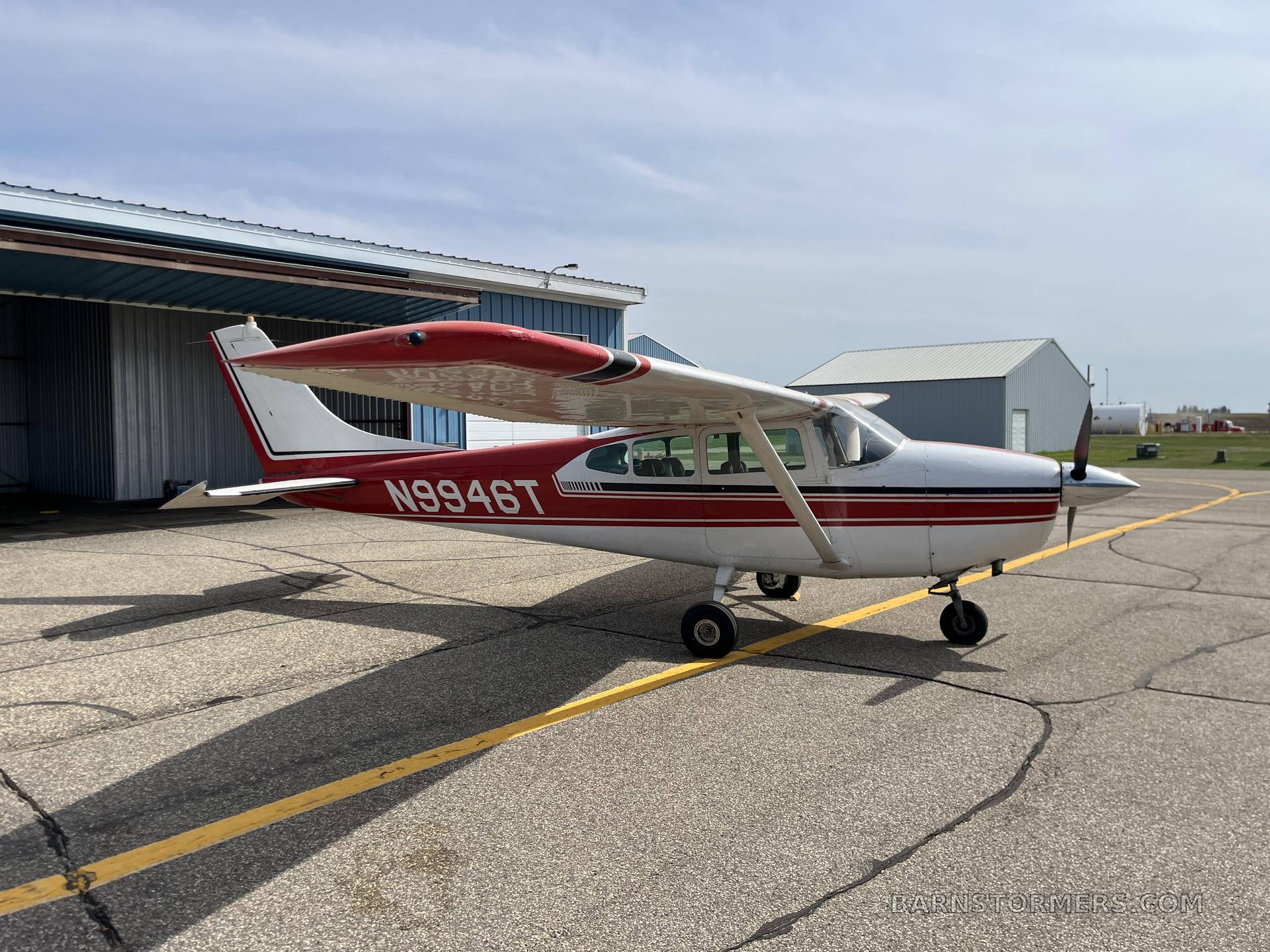 1960 Cessna 182 thumbnail 2
