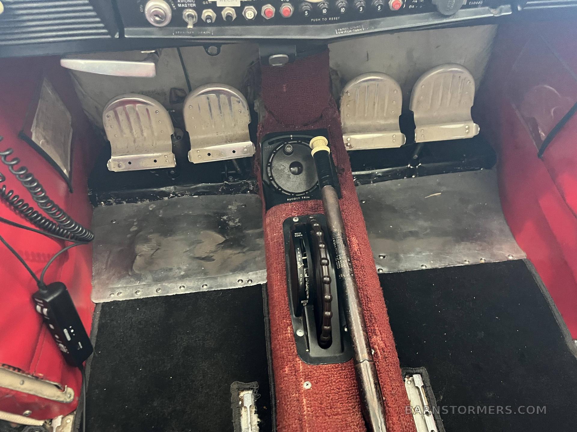 1960 Cessna 182 thumbnail 4