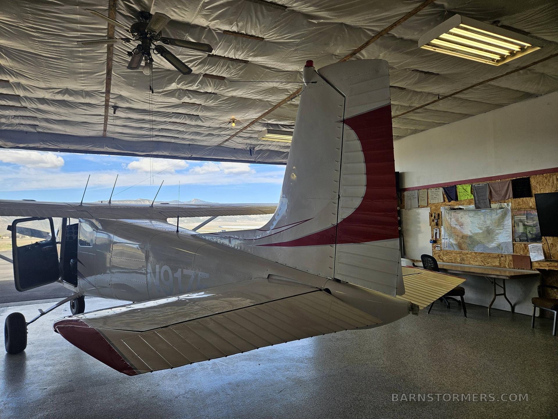 1957 Cessna 182 thumbnail 2