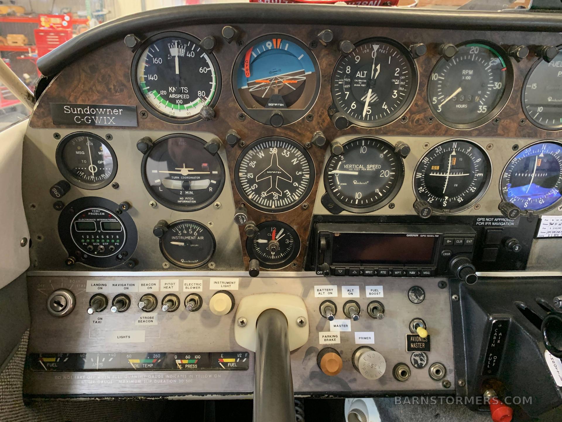 1977 BEECH SUNDOWNER C23 4