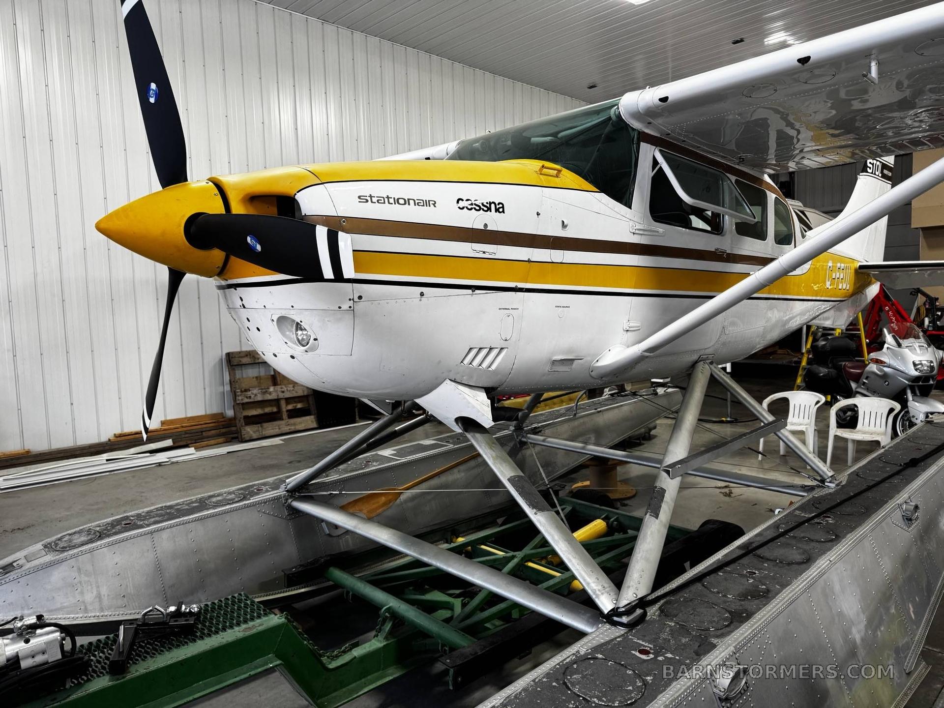 1974 Cessna 206 thumbnail 4