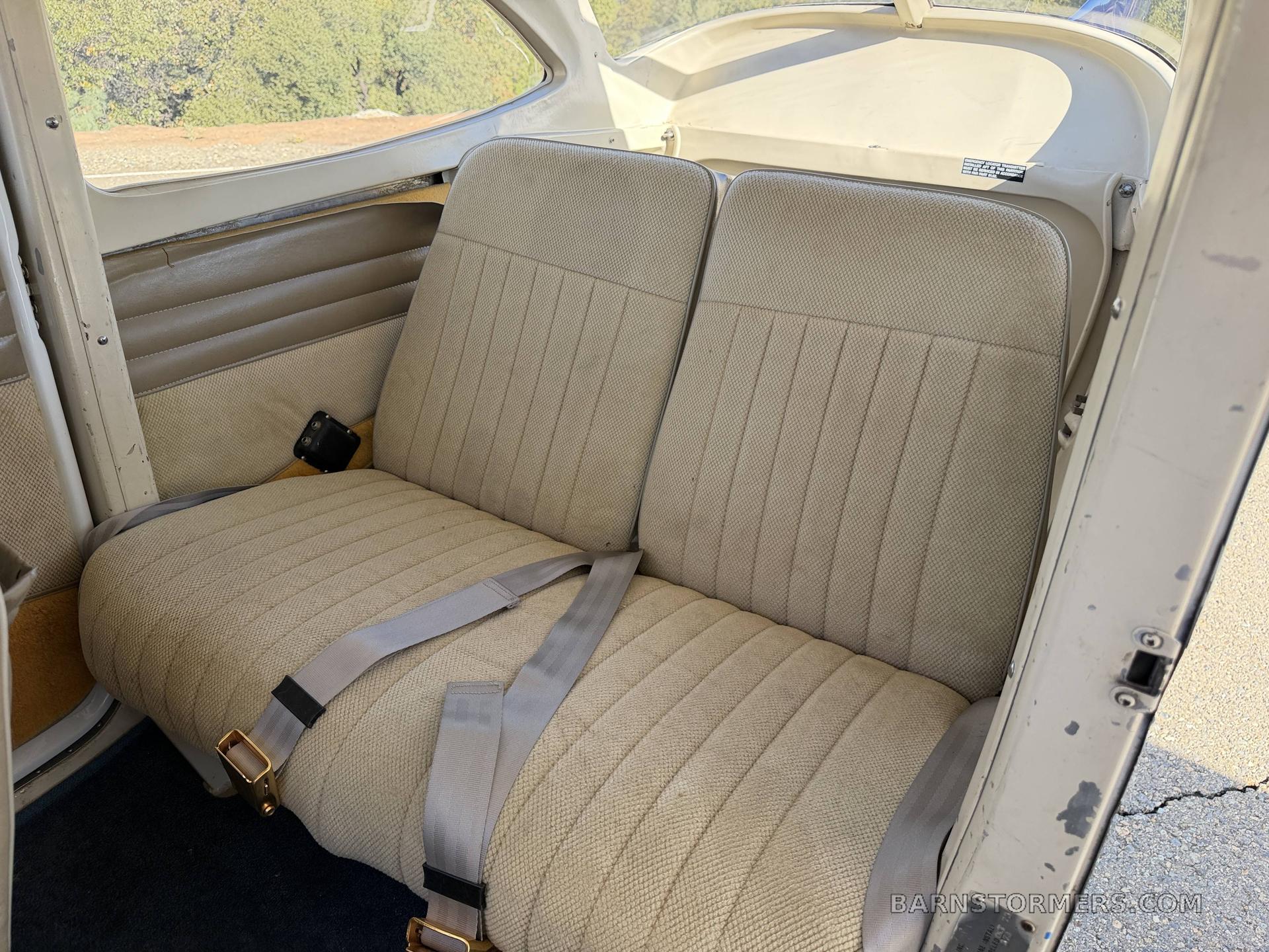 1963 Cessna 172 thumbnail 4