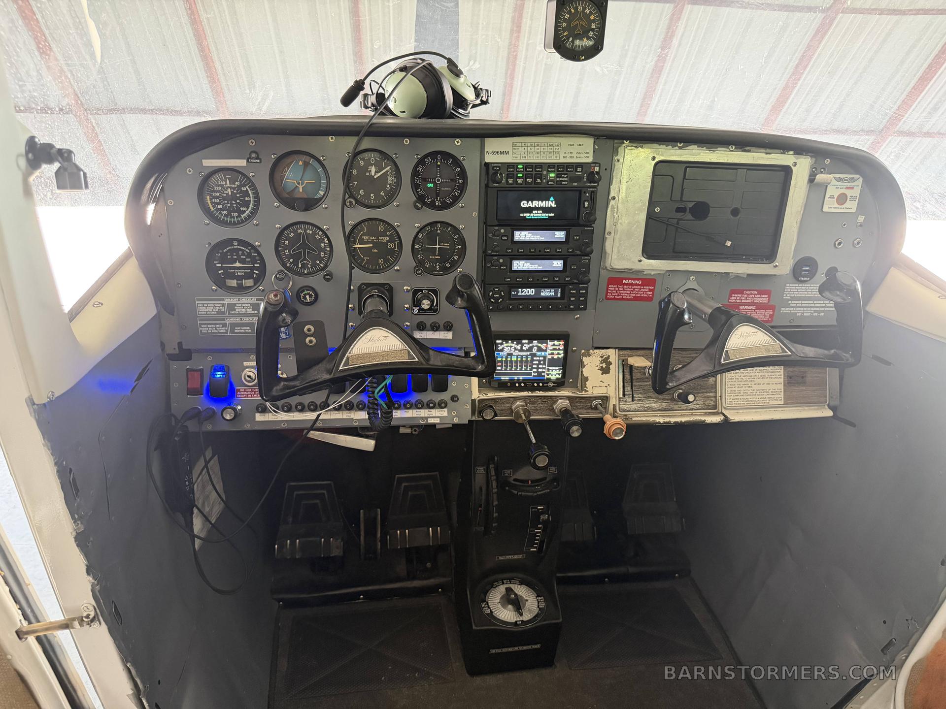 1968 Cessna 182 thumbnail 5