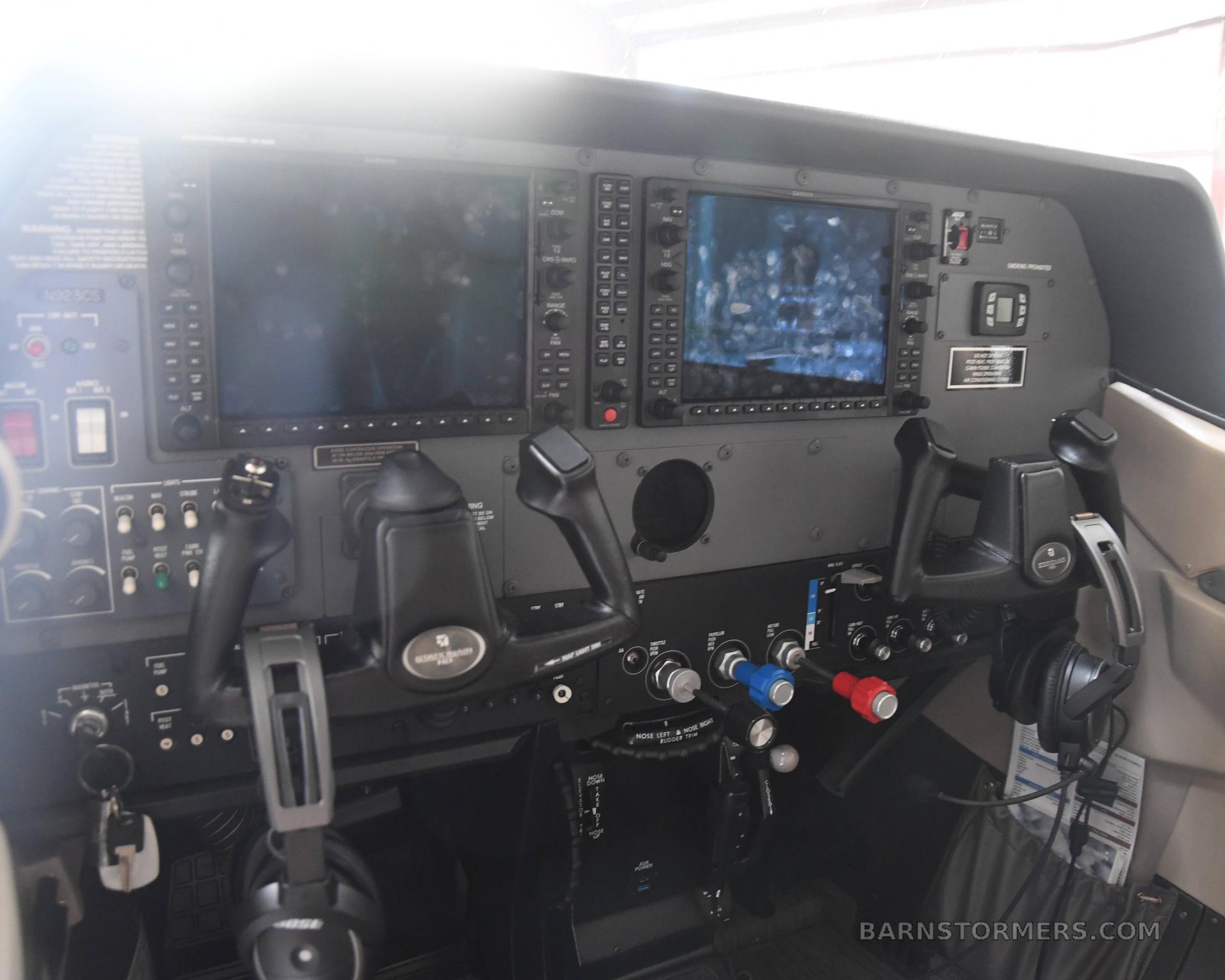 2021 Cessna 206 thumbnail 4