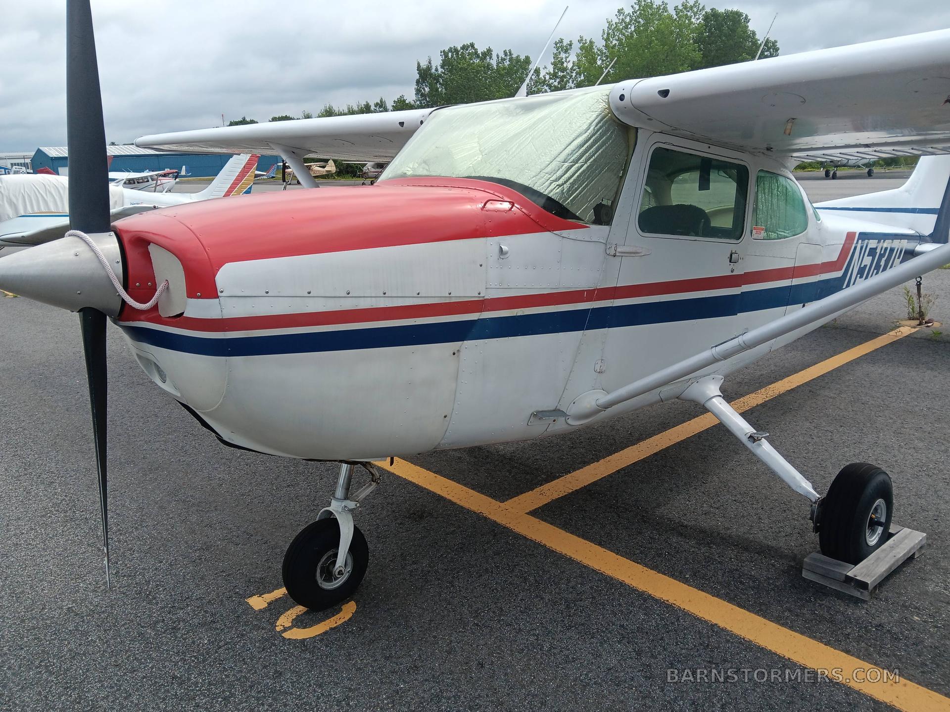 1974 Cessna 172 thumbnail 2