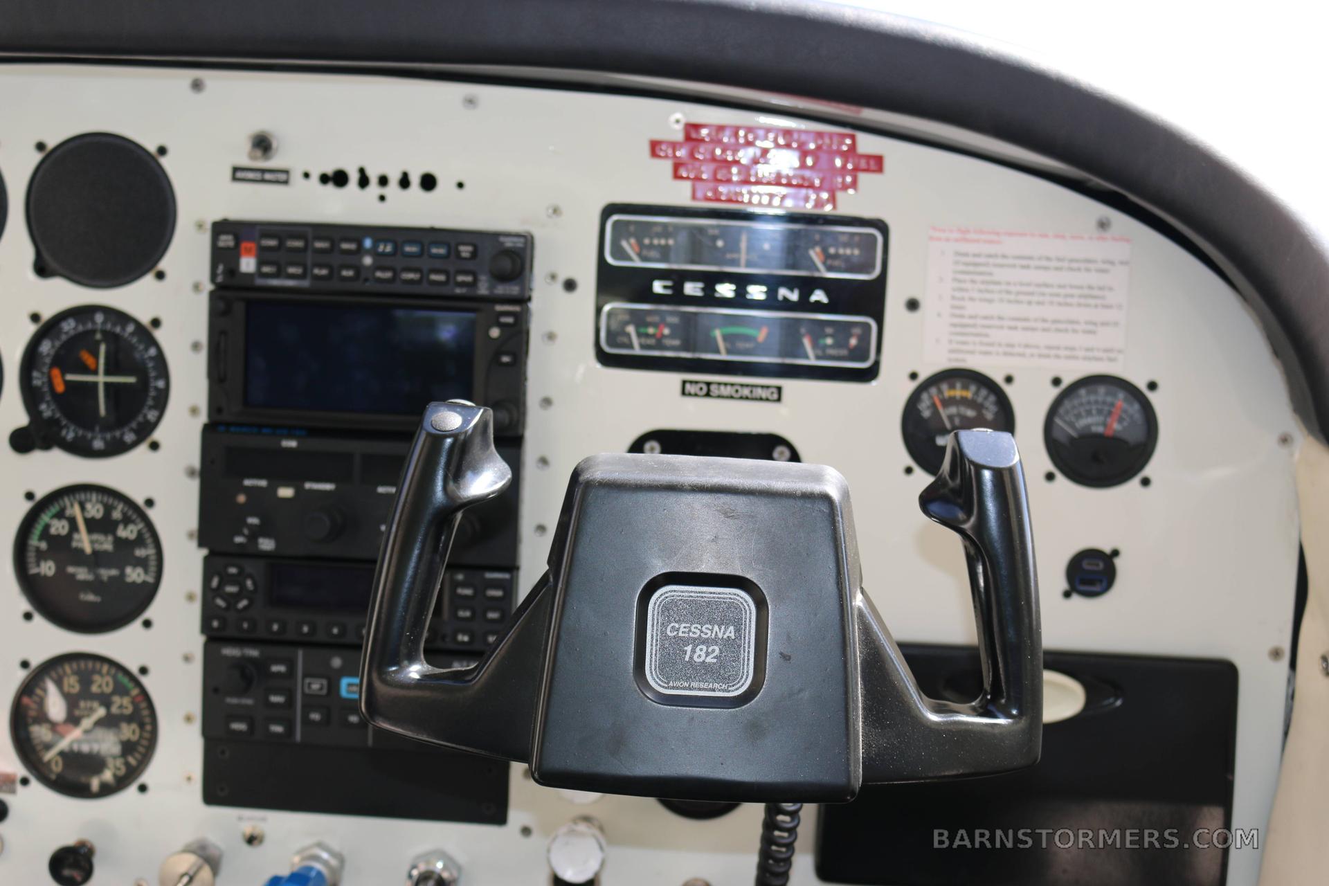 1963 Cessna 182F -- Arizona, photo 13