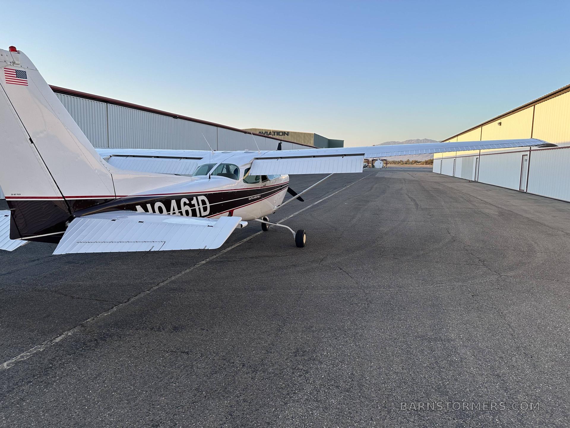 1984 Cessna 172 thumbnail 4