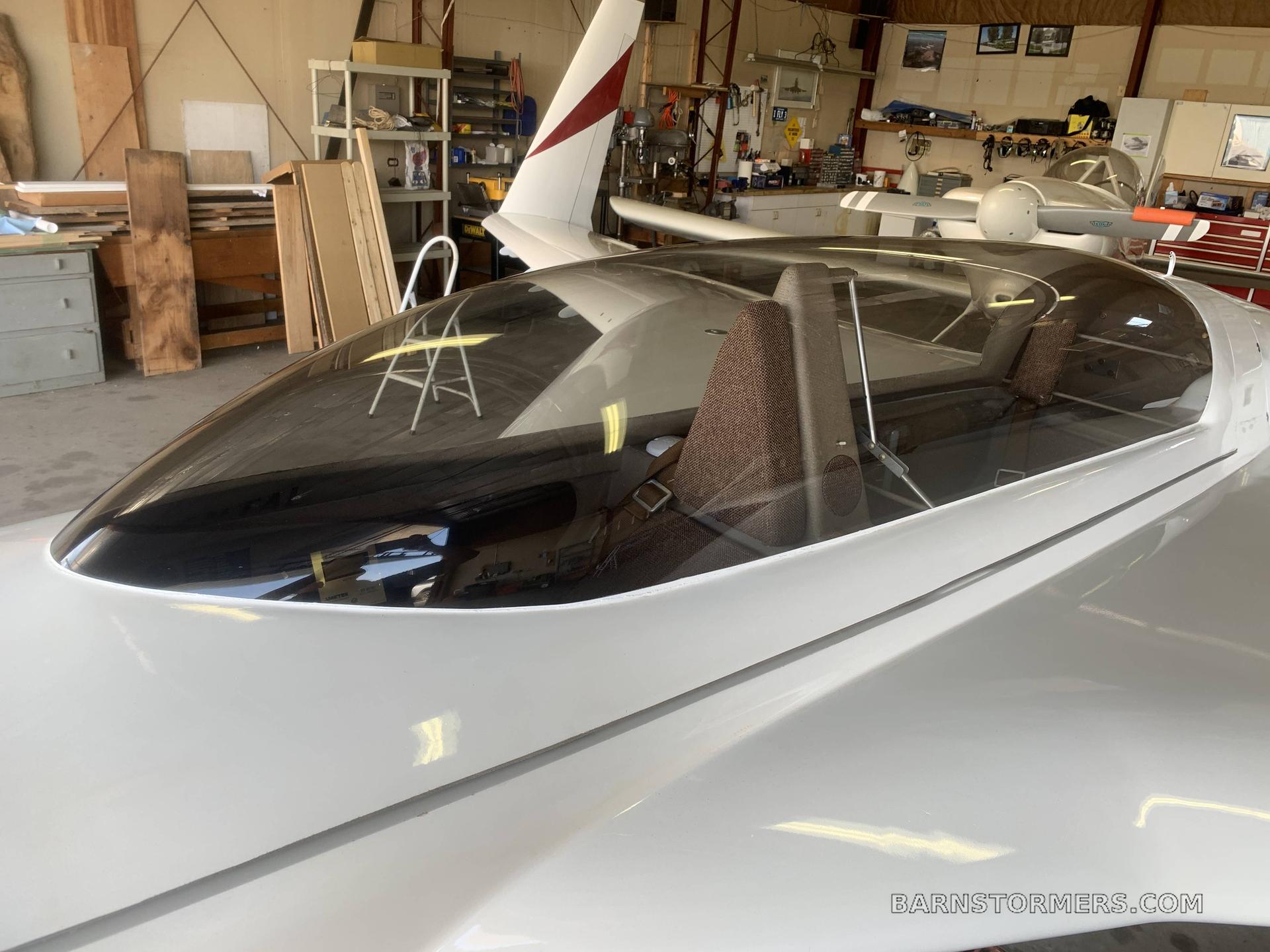 RUTAN LONG EZ 4