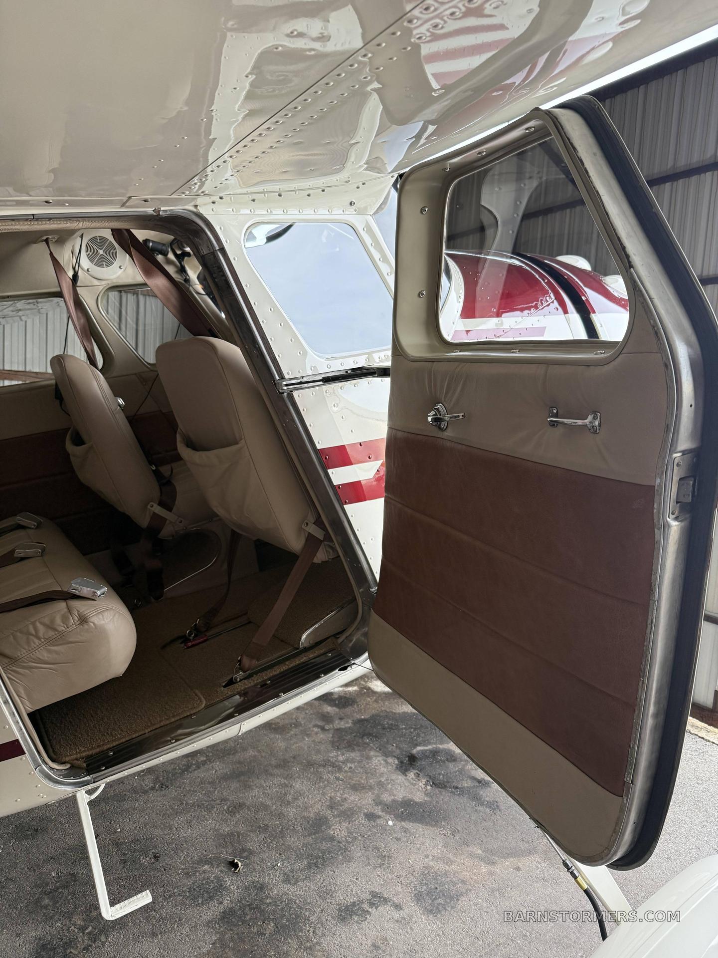 1953 CESSNA 195 4